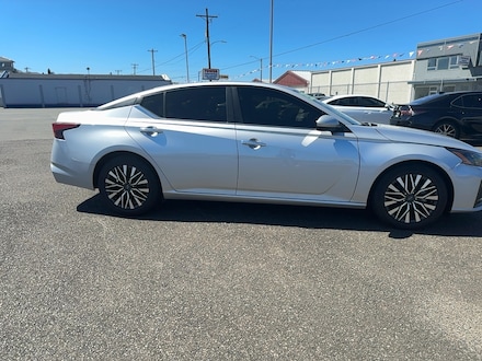 2023 Nissan Altima SV SEDAN