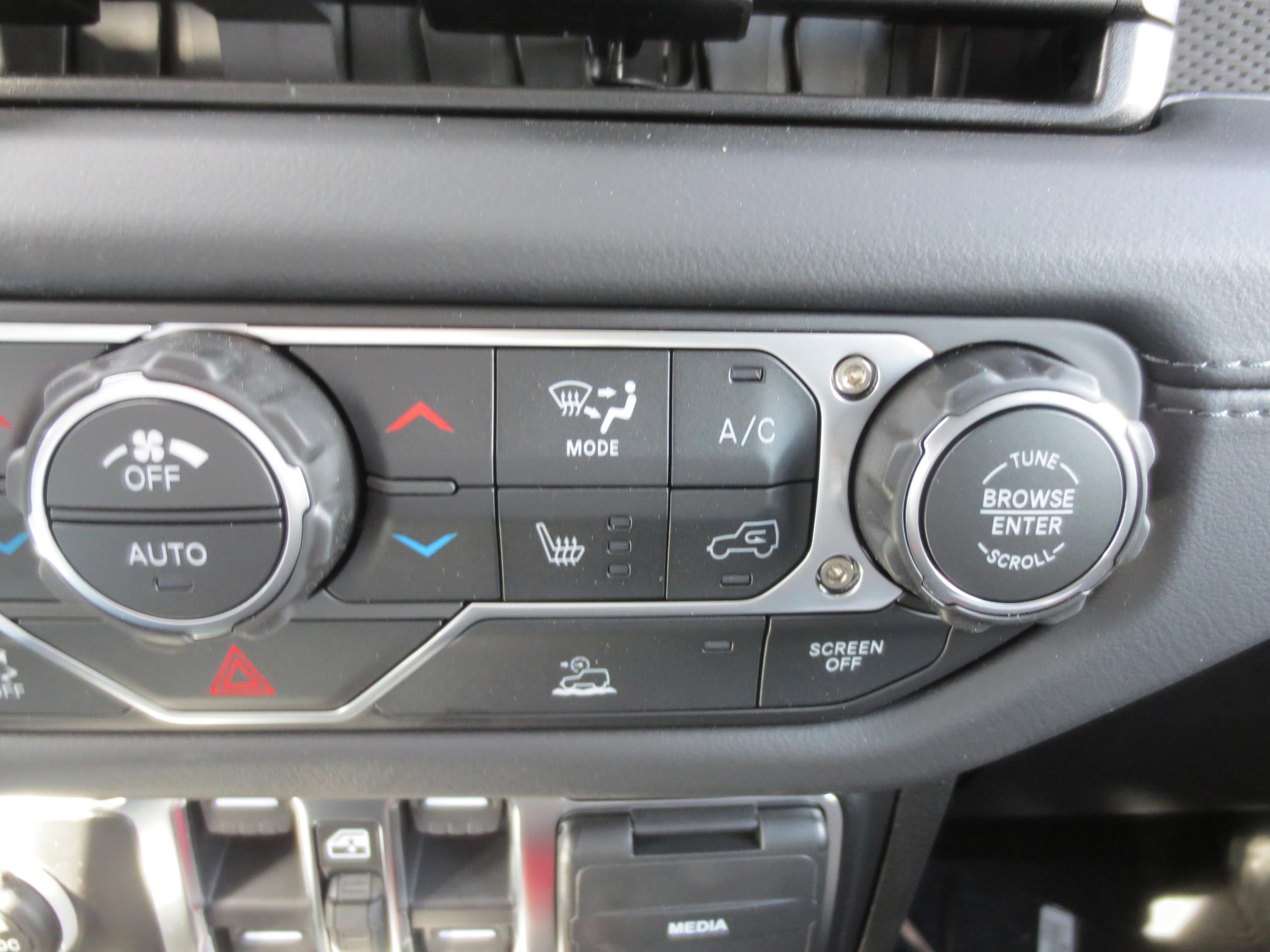 2026 Jeep Wrangler 4-Door Rubicon - Photo 14