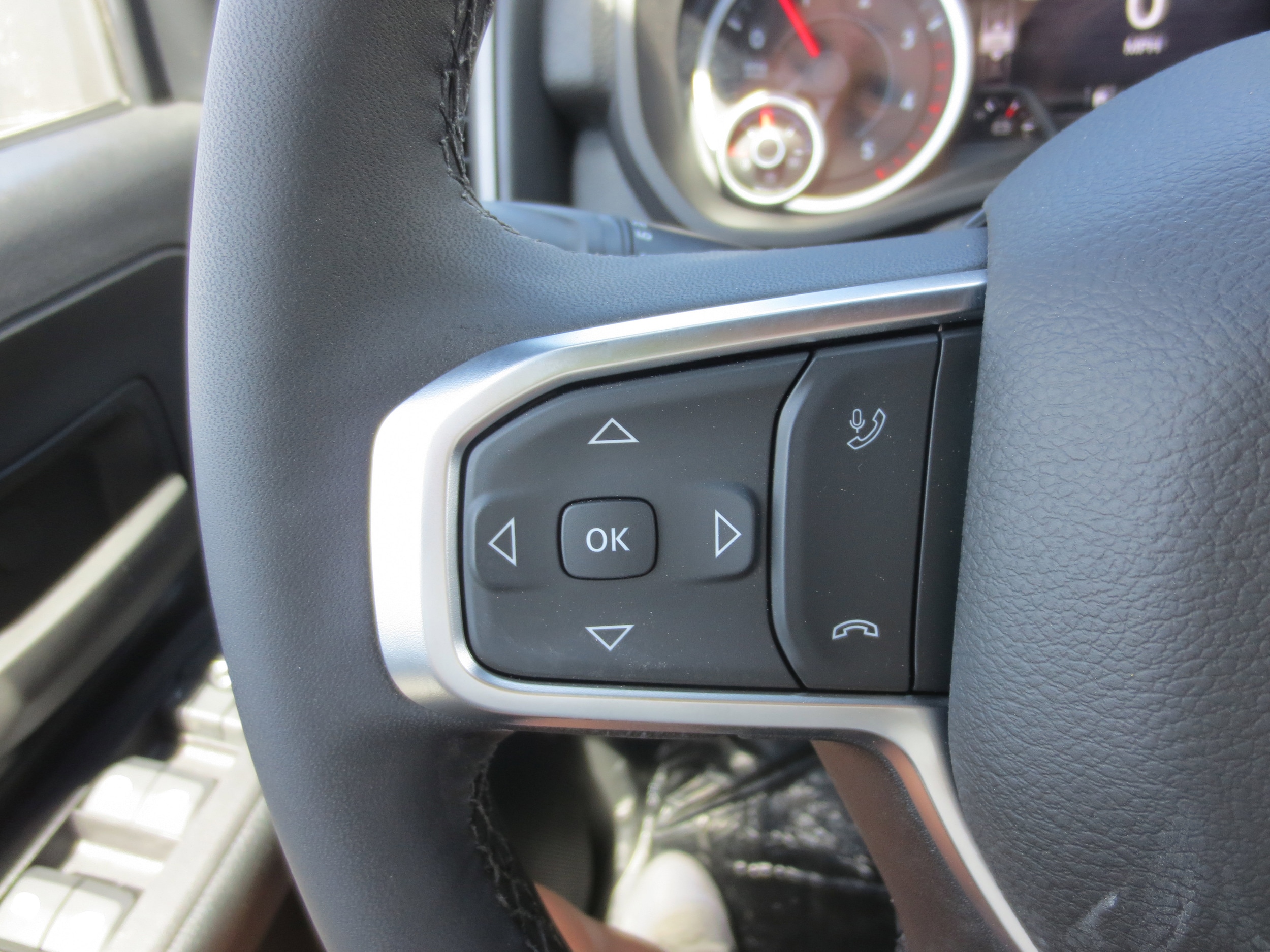 2025 RAM 2500 Tradesman - Photo 8