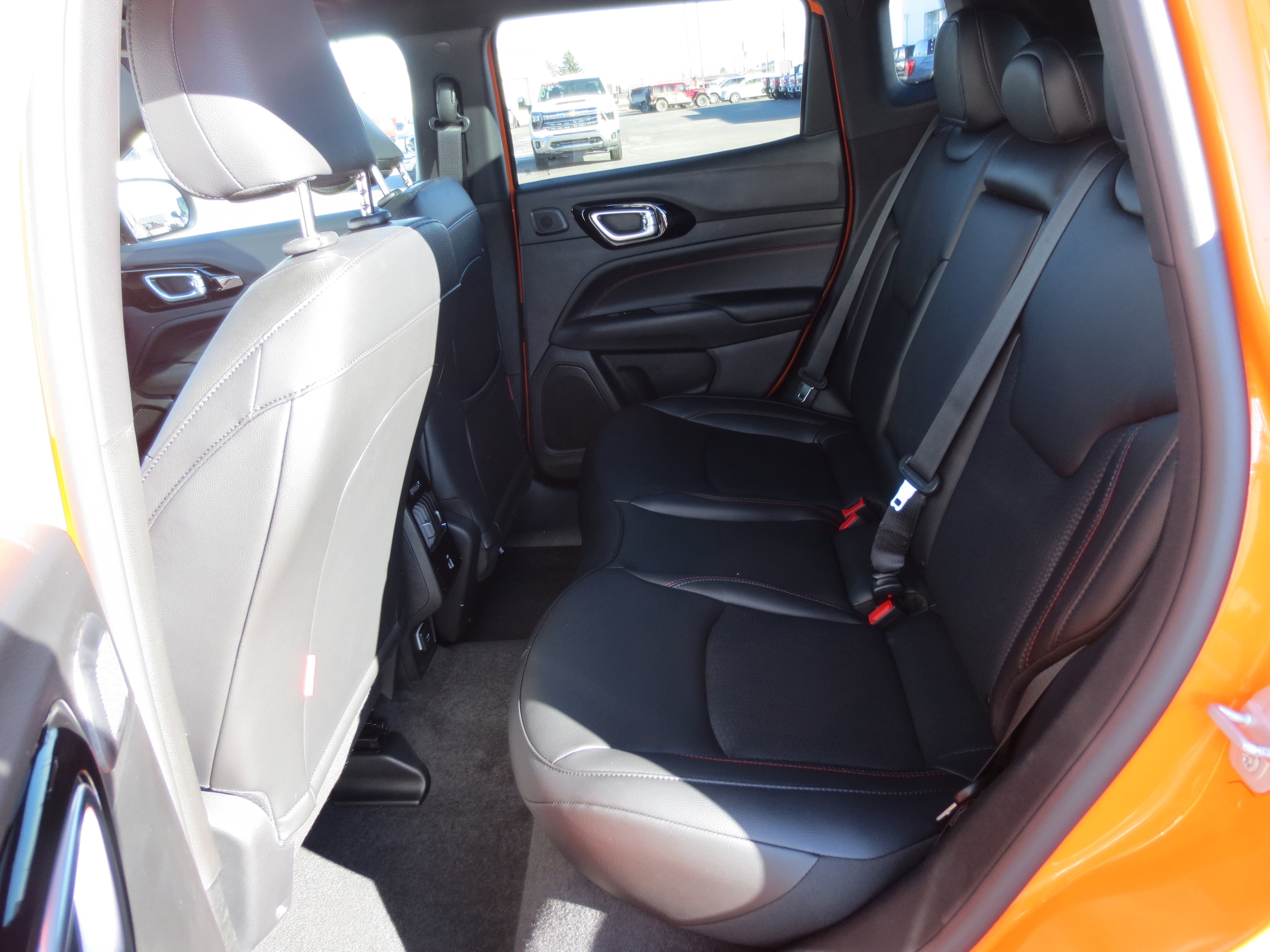 2026 Jeep Compass Trailhawk - Photo 8