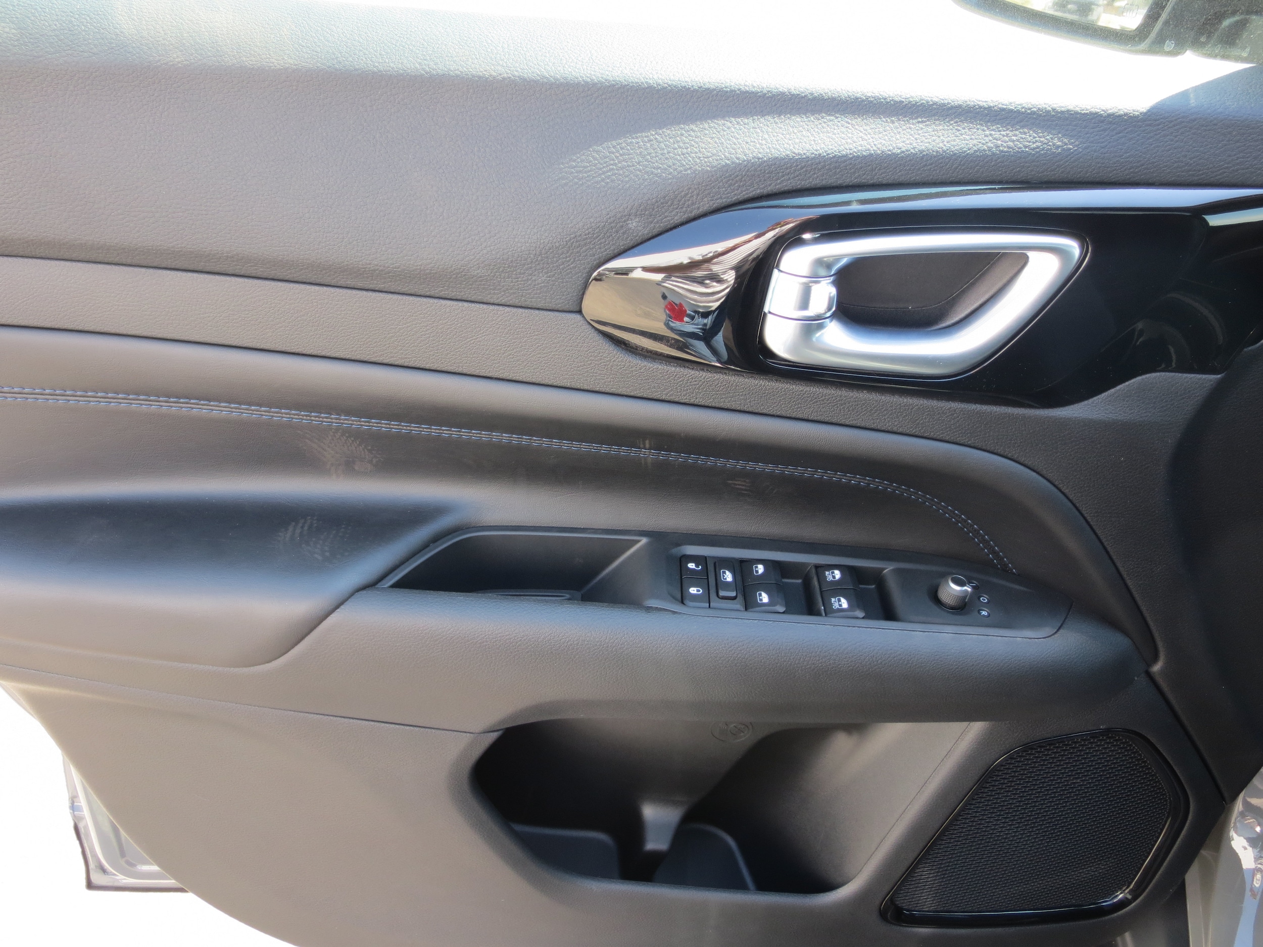2026 Jeep Compass Latitude Altitude - Photo 5