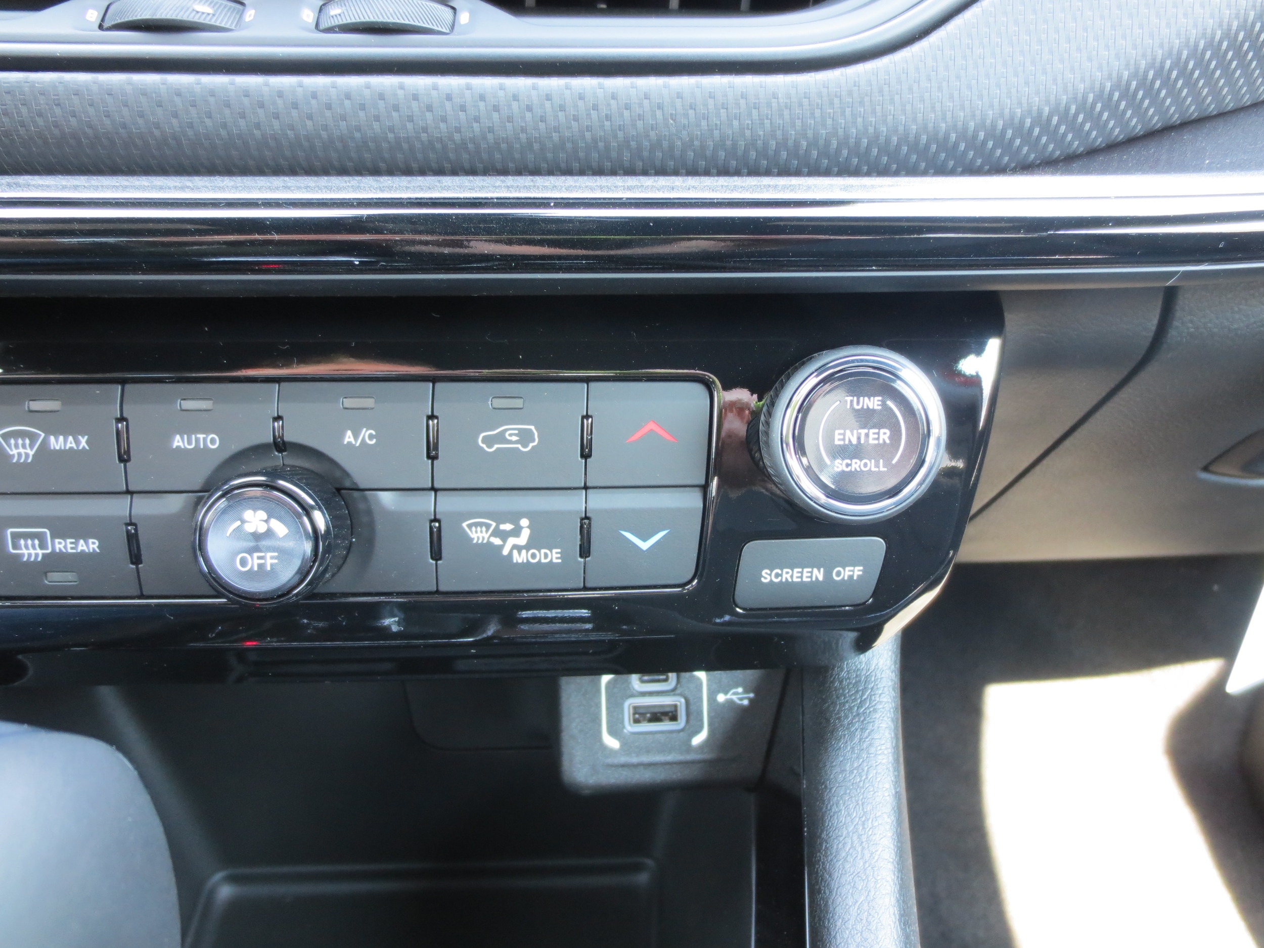 2026 Jeep Compass Latitude Altitude - Photo 15