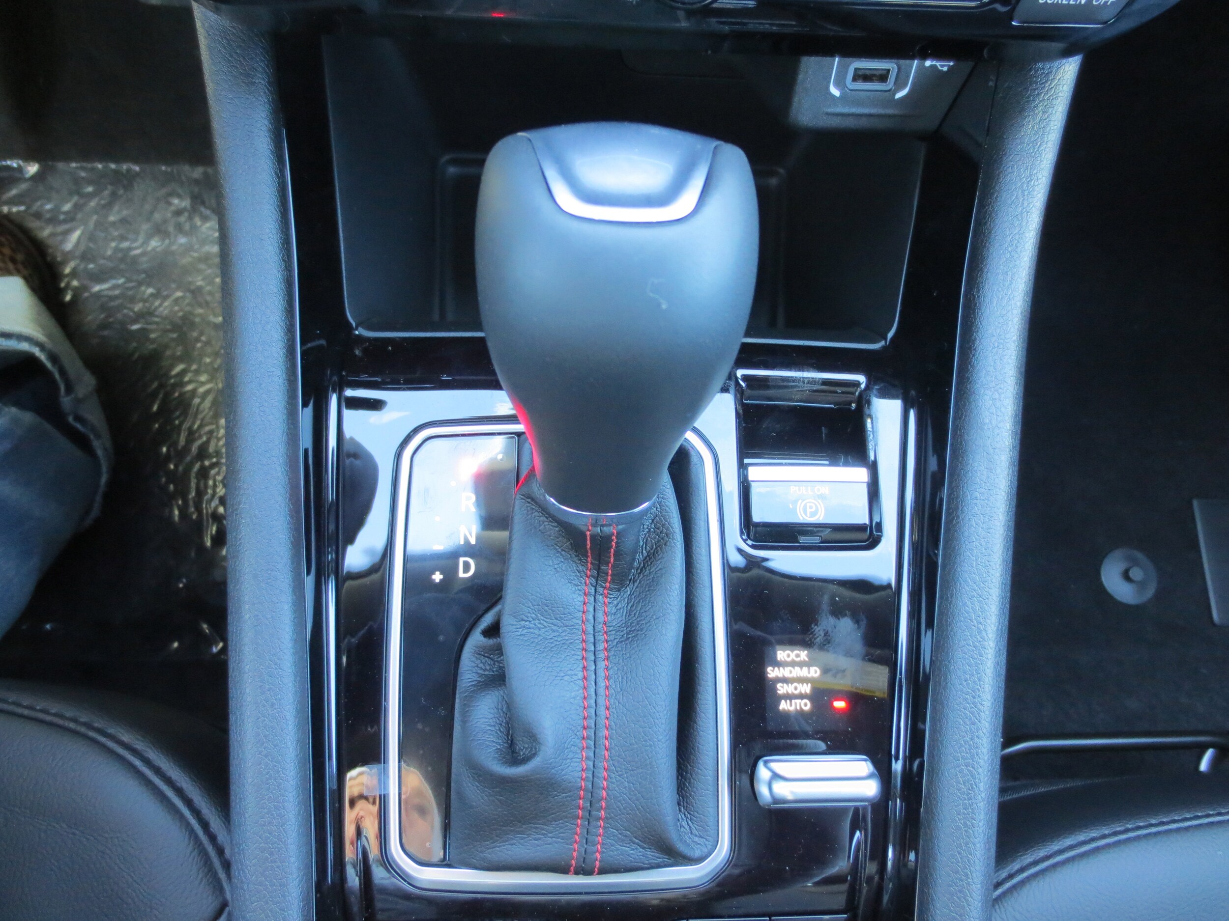 2026 Jeep Compass Trailhawk - Photo 15