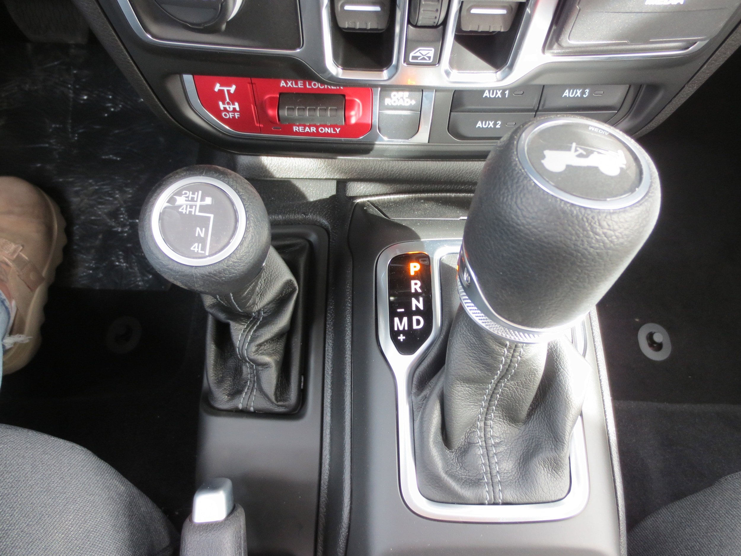 2025 Jeep Wrangler 4-Door Willys - Photo 16