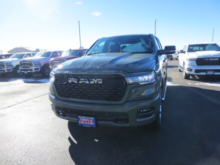 2026 Ram 1500 BIG HORN CREW CAB 4X4 5'7 BOX Pickup