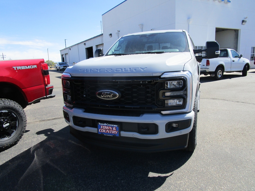 New 2026 Ford F-250  Truck Crew Cab