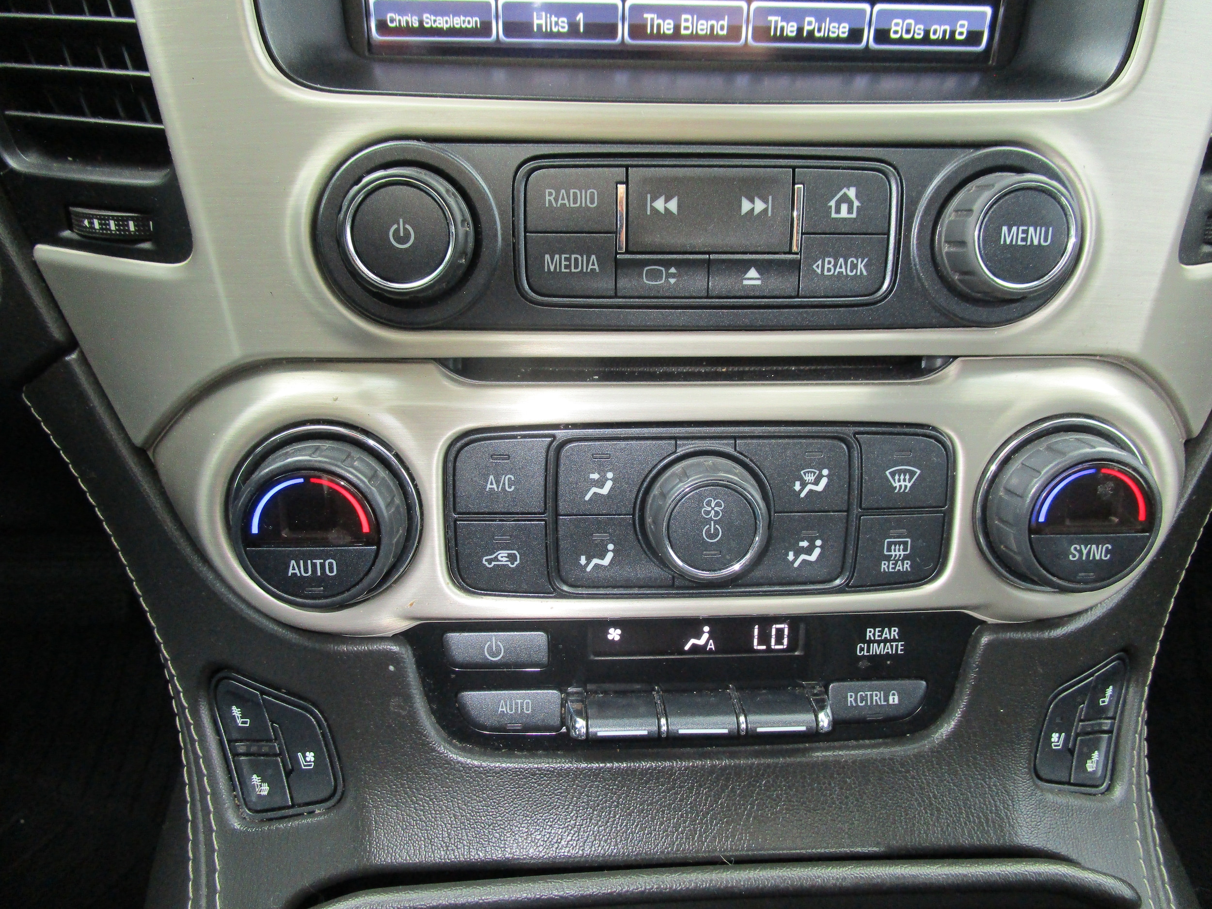 2020 GMC Yukon Denali - Photo 14
