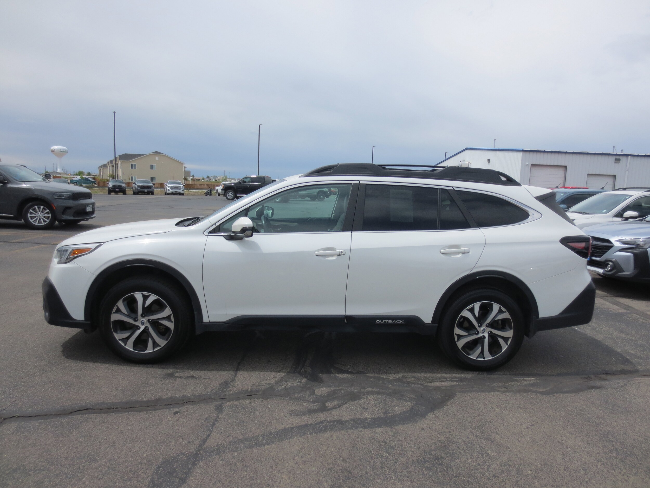 Used 2020 Subaru Outback Limited with VIN 4S4BTANC8L3228304 for sale in Alamosa, CO