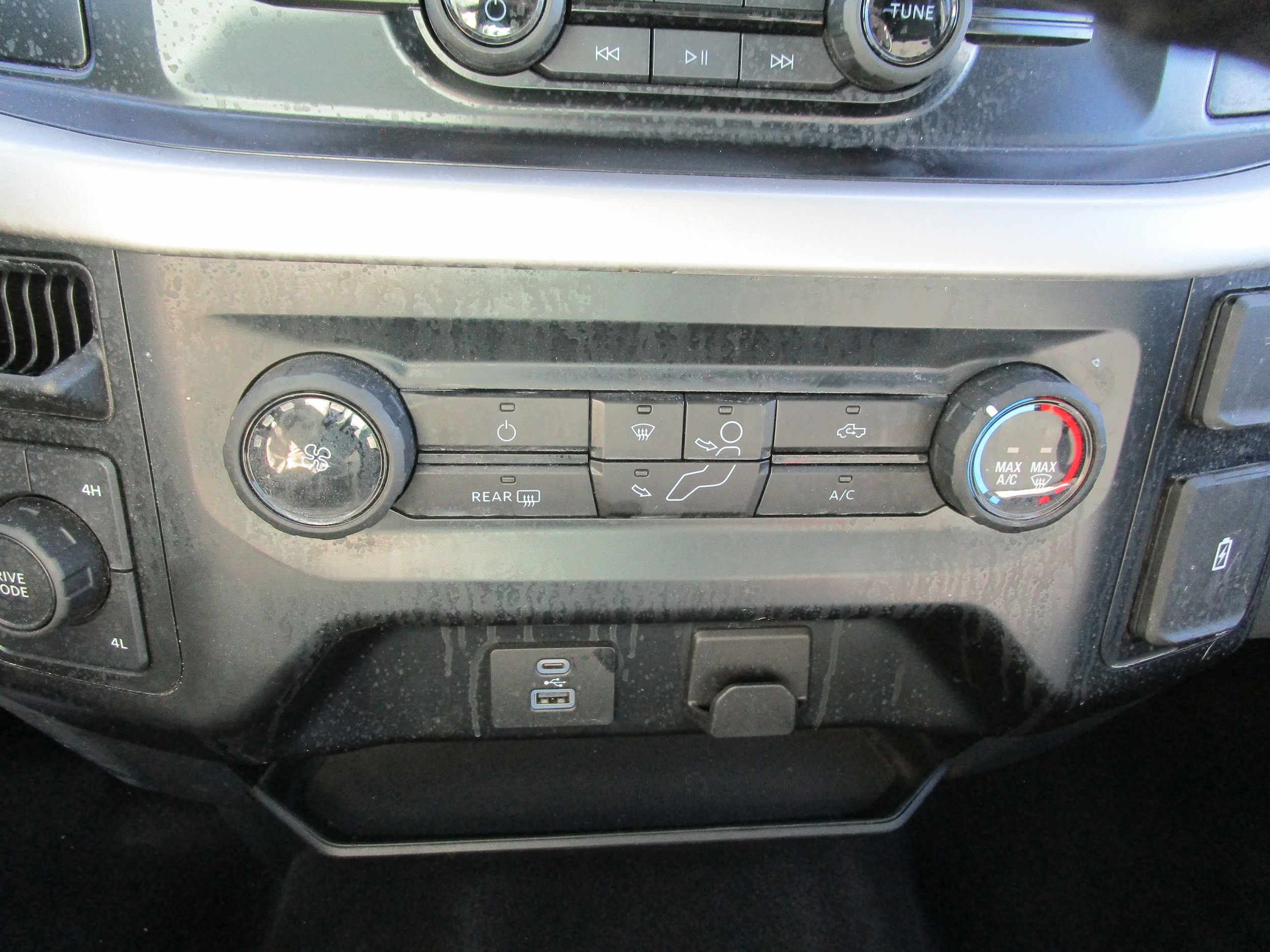 2023 Ford F-150 XLT - Photo 12