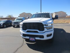 2026 Ram 2500 Big Horn Truck Crew Cab