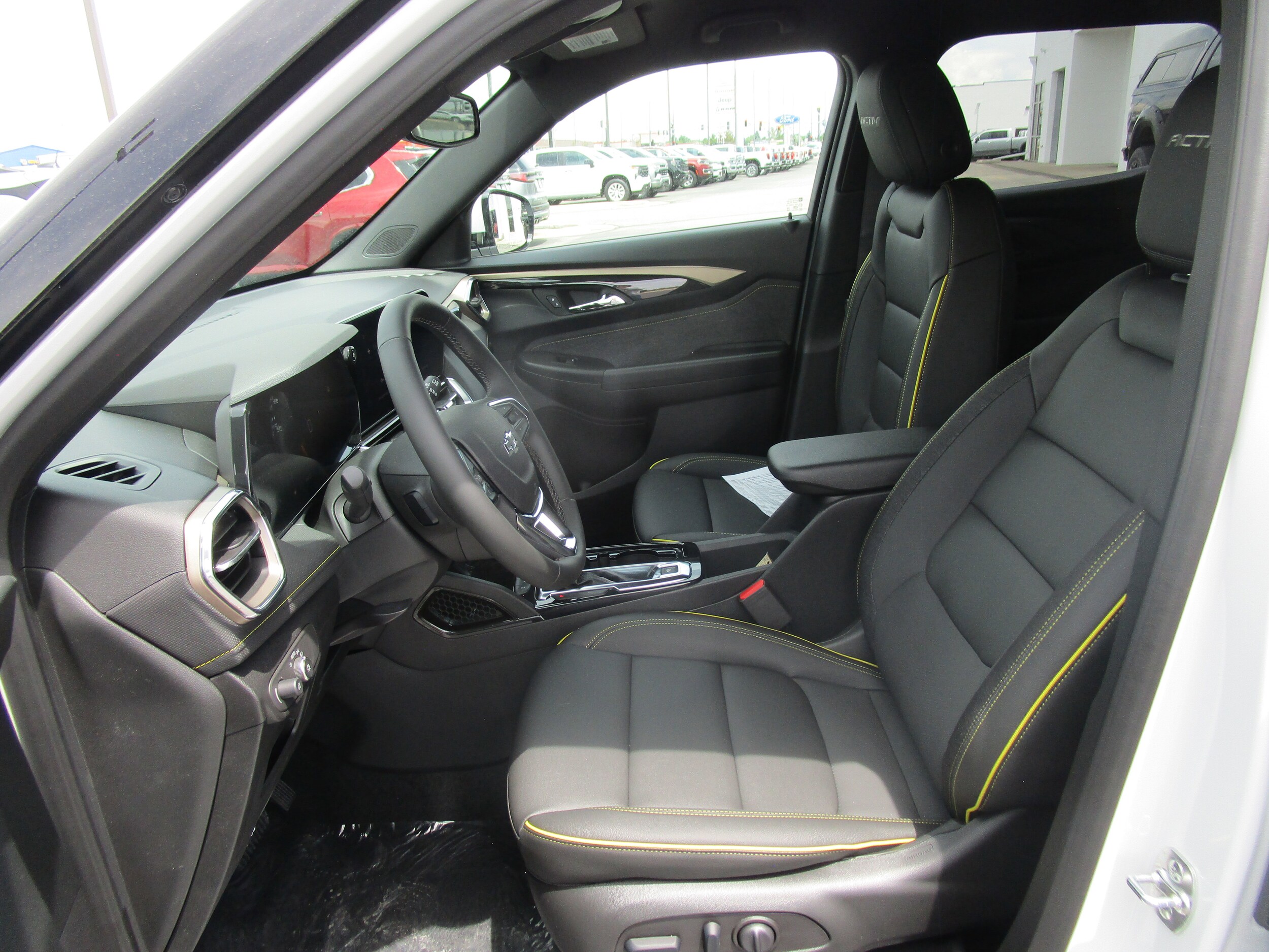 2026 Chevrolet Trailblazer ACTIV photo 4