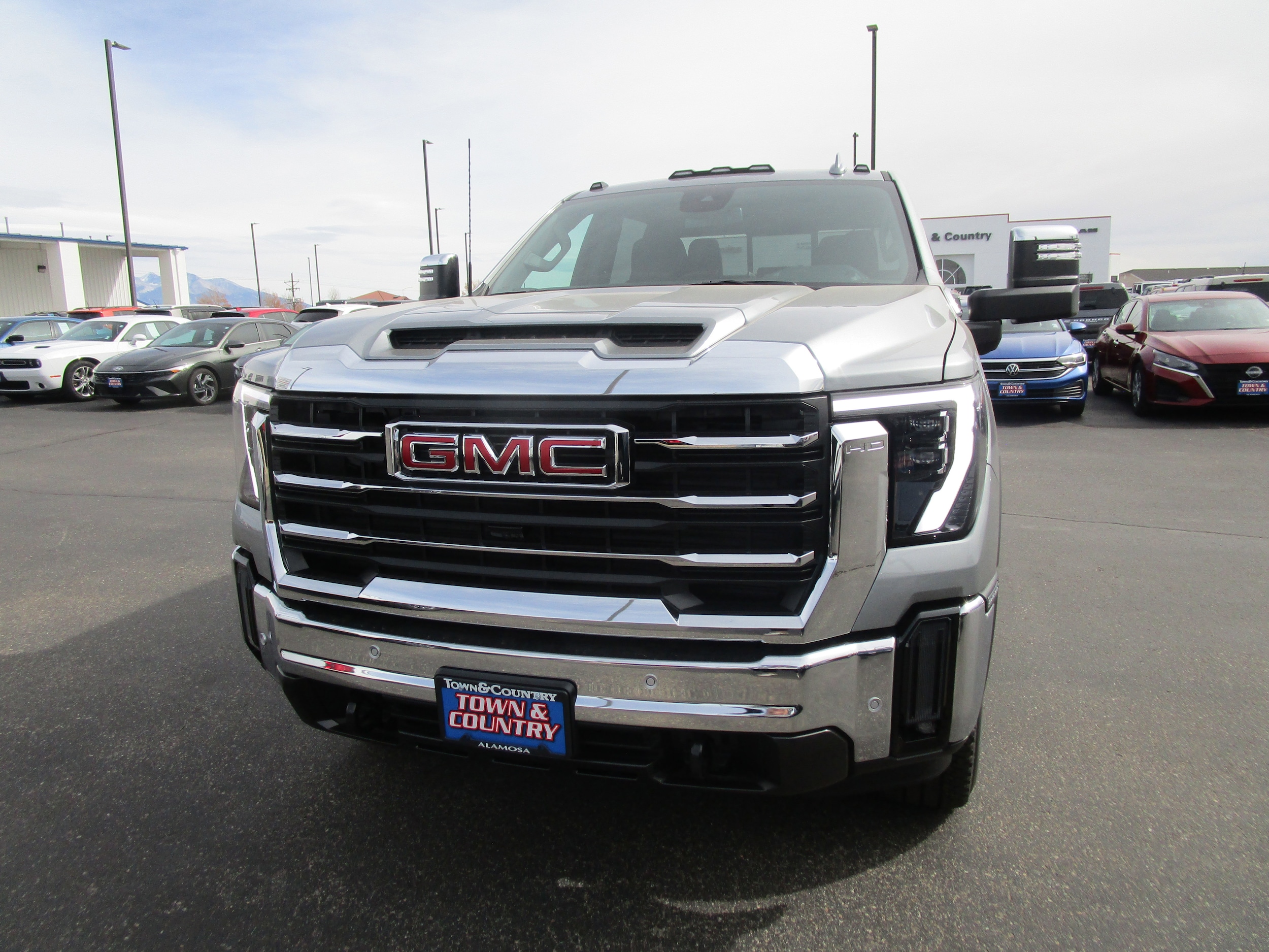 2026 GMC Sierra 2500HD SLT's photo