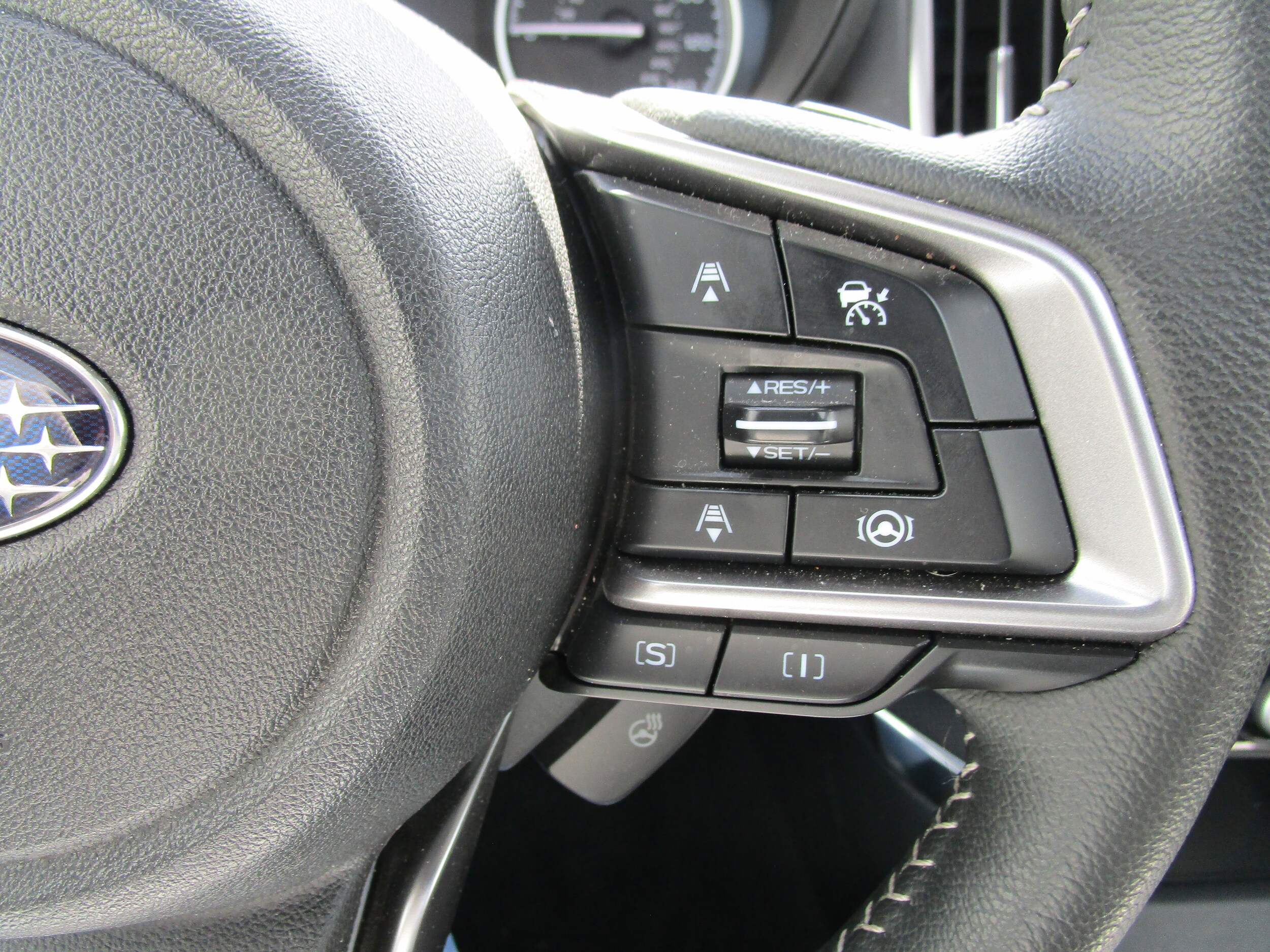 2024 Subaru Forester Limited - Photo 12