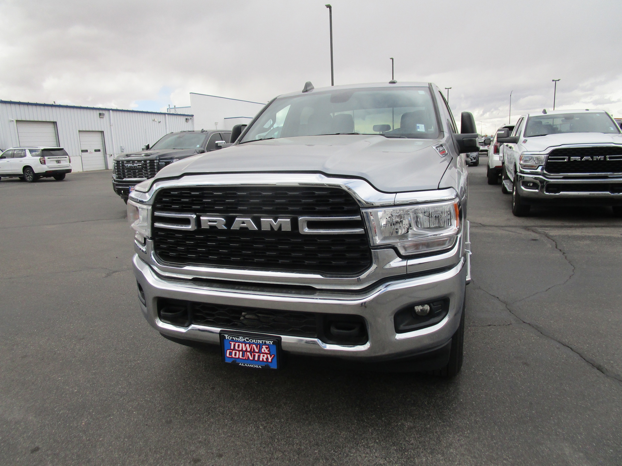 2024 RAM 2500 Big Horn 4X4 Crew Cab SWB's photo