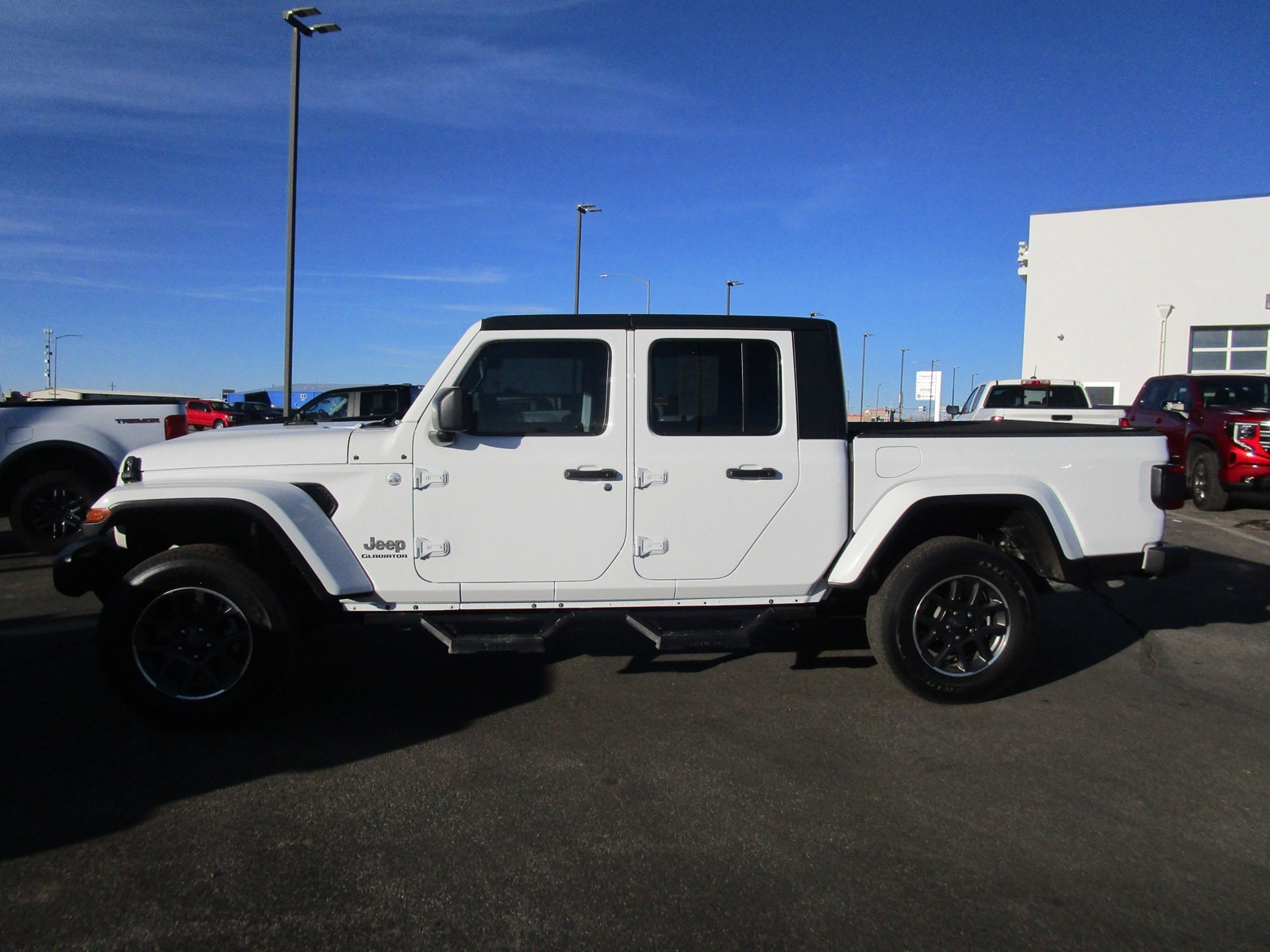 Used 2020 Jeep Gladiator Overland with VIN 1C6HJTFG5LL181399 for sale in Alamosa, CO