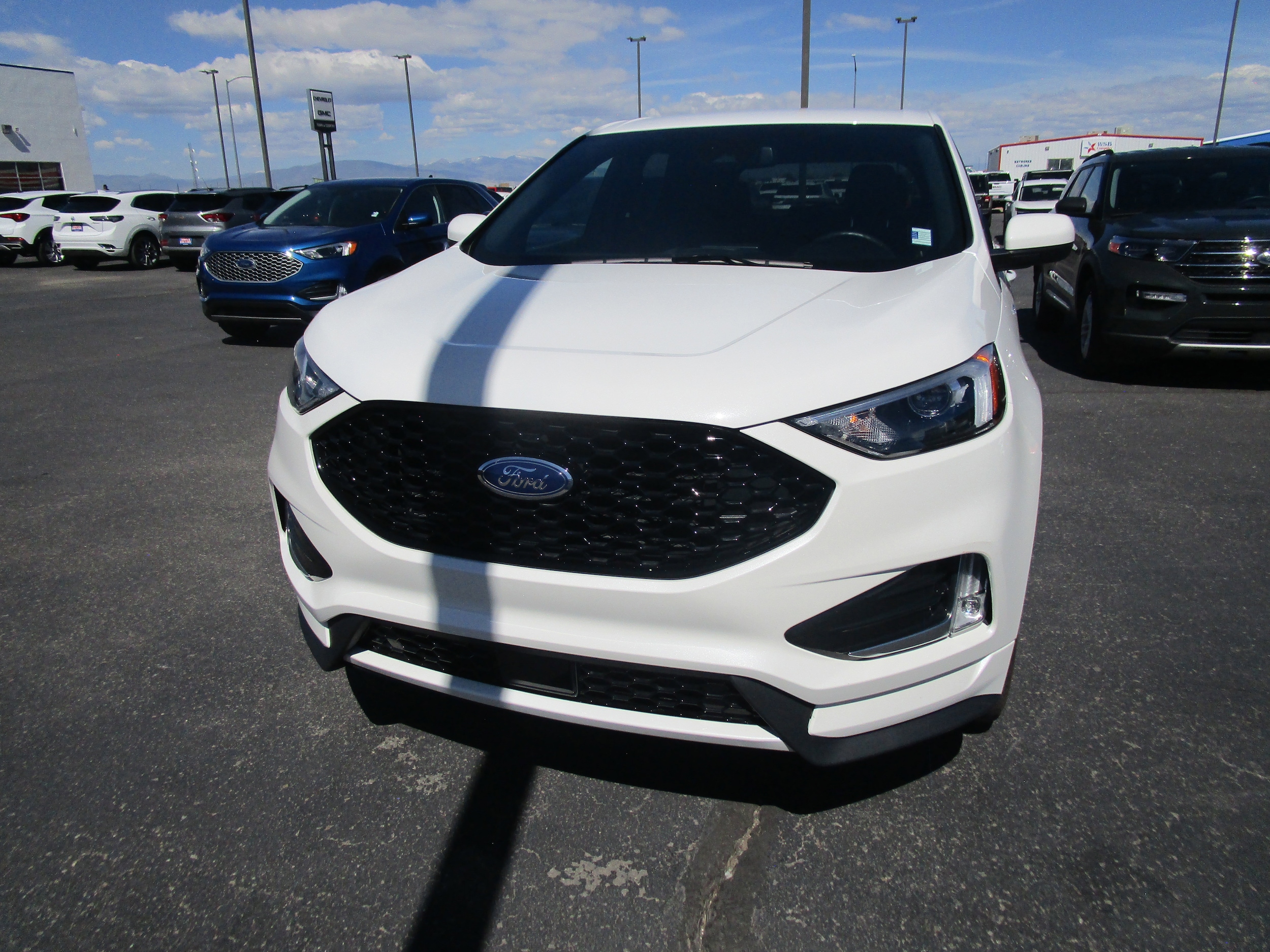 2024 Ford Edge ST-Line AWD's photo