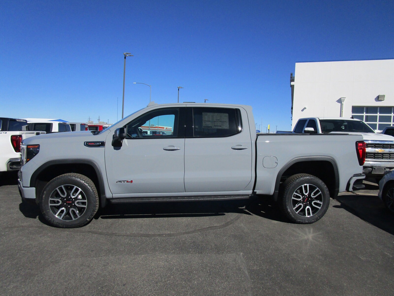 2025 Gmc Sierra 1500 AT4 photo 2