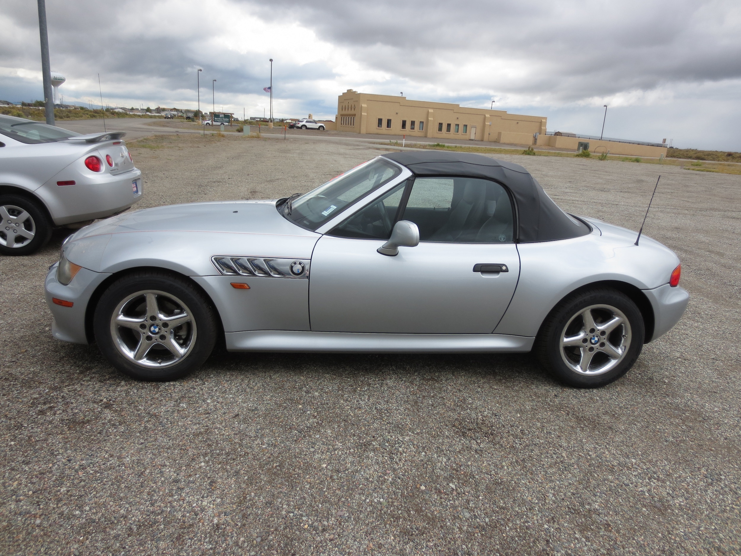 Used 1998 BMW Z3 ROADSTER with VIN 4USCJ3324WLB62940 for sale in Alamosa, CO