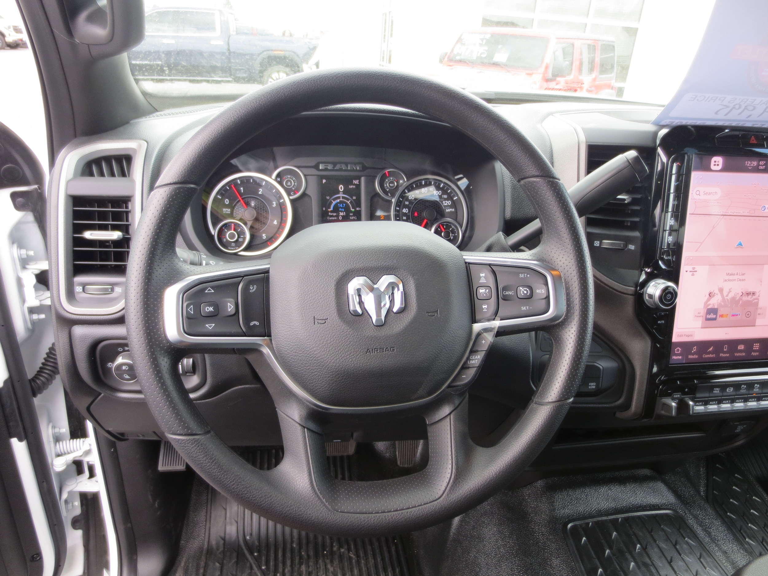 Photo 6