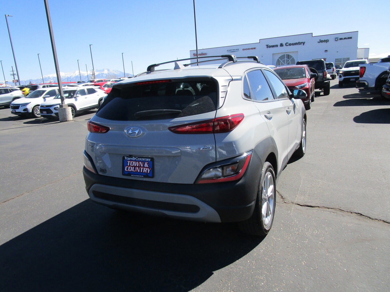 2023 Hyundai Kona SEL photo 3