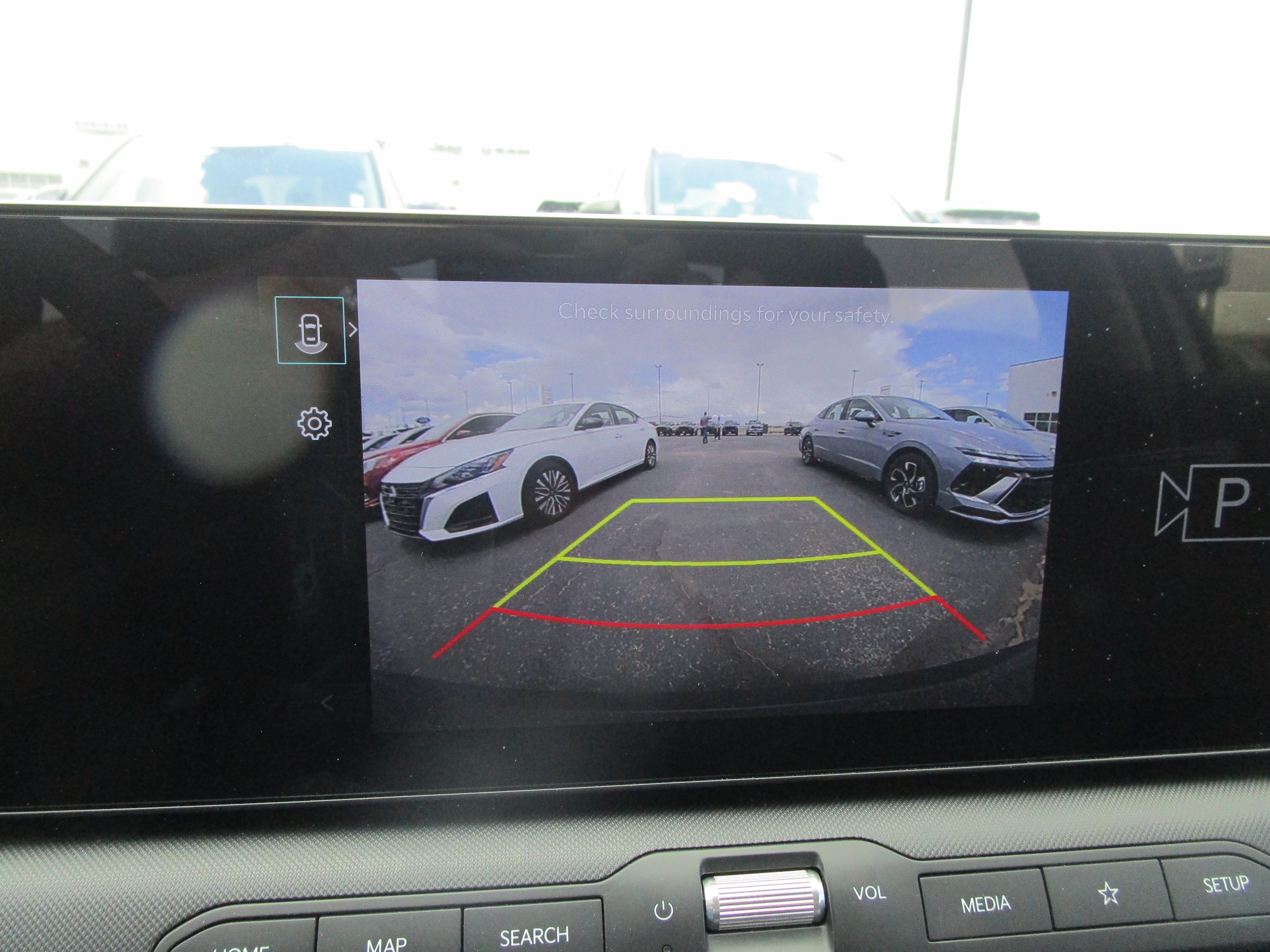 2025 Kia K4 LXS - Photo 15