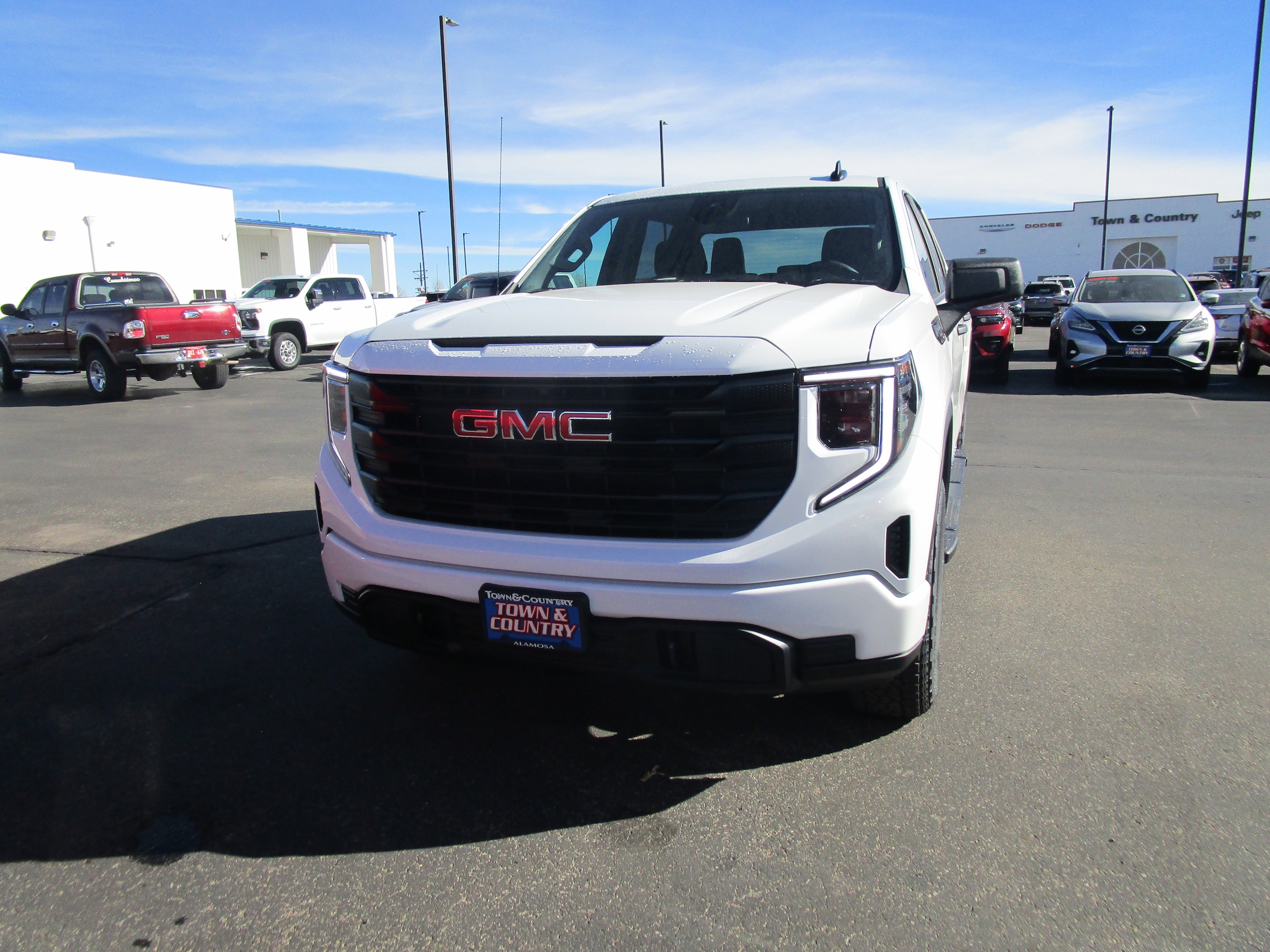 2026 GMC Sierra 1500 Pro's photo