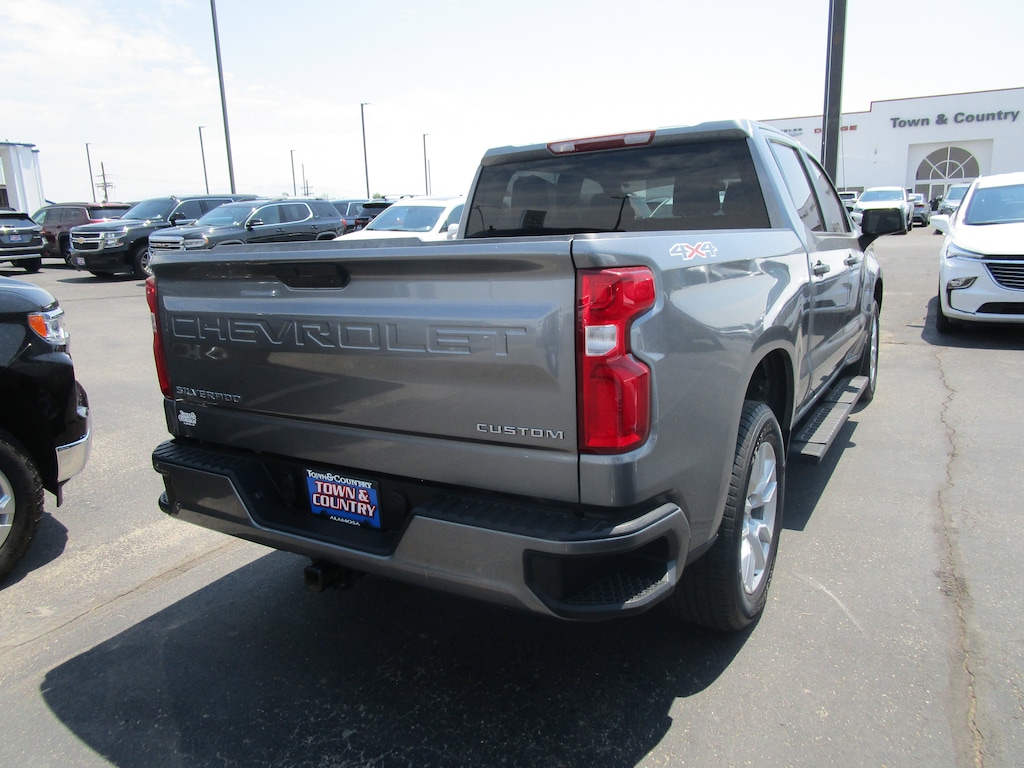 Used 2022 Chevrolet Silverado 1500 LTD Custom 4WD Crew Cab 147 Custom