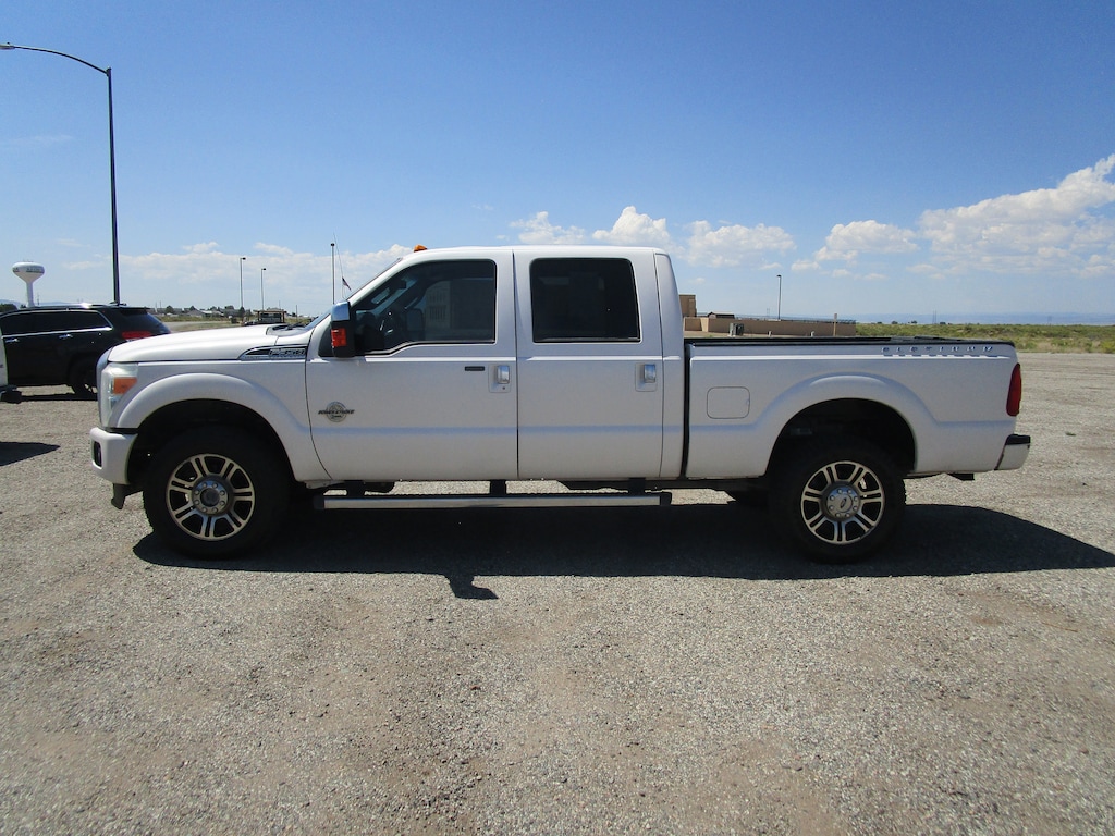 Used 2015 Ford Super Duty F-350 SRW Platinum 4WD Crew Cab 156 Platinum
