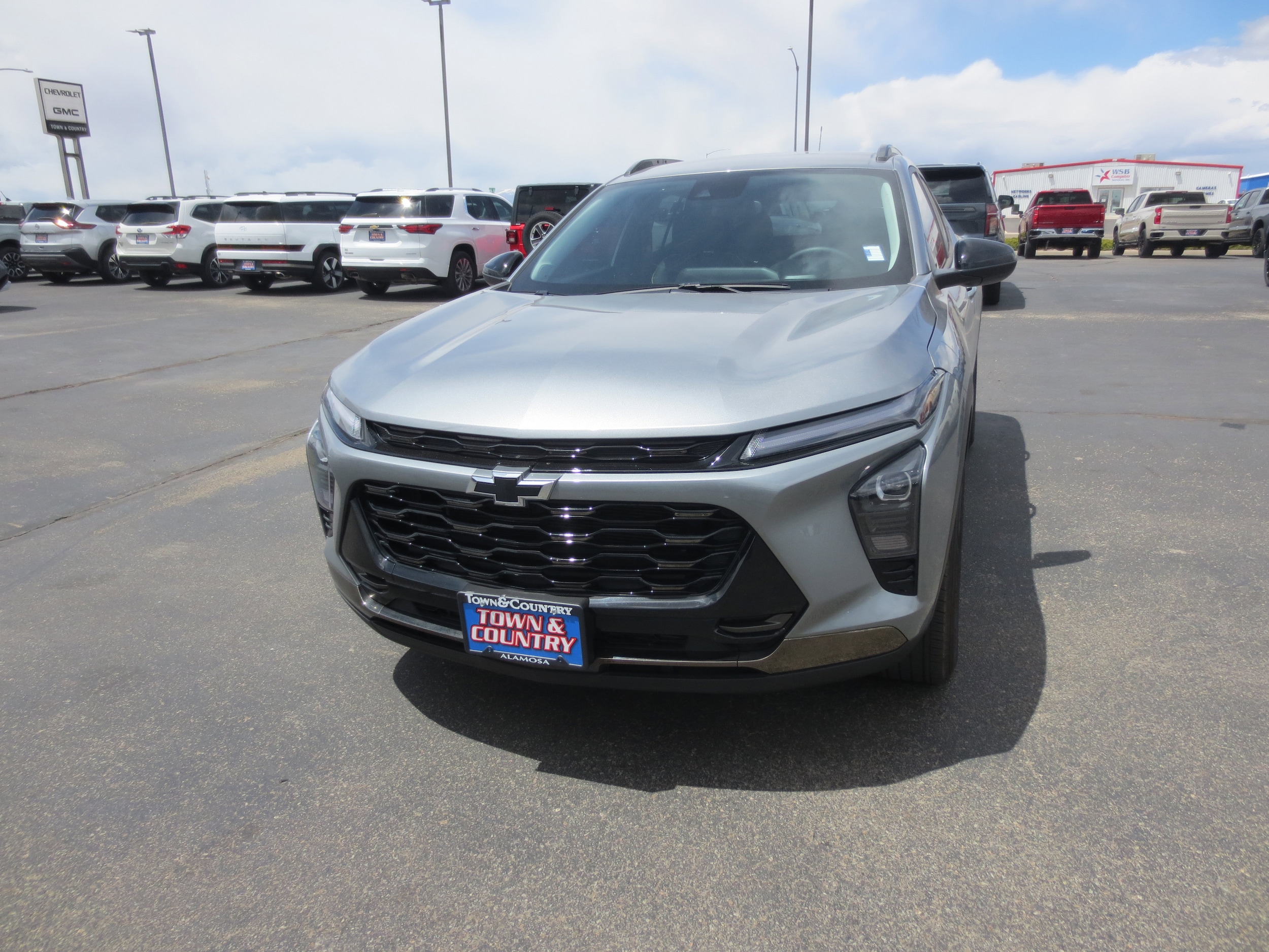 2025 Chevrolet Trax Activ's photo