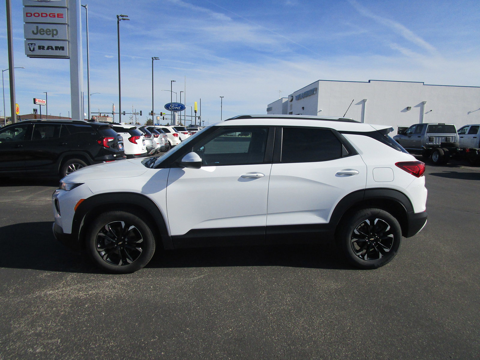 Used 2023 Chevrolet TrailBlazer LT with VIN KL79MPS23PB156905 for sale in Alamosa, CO