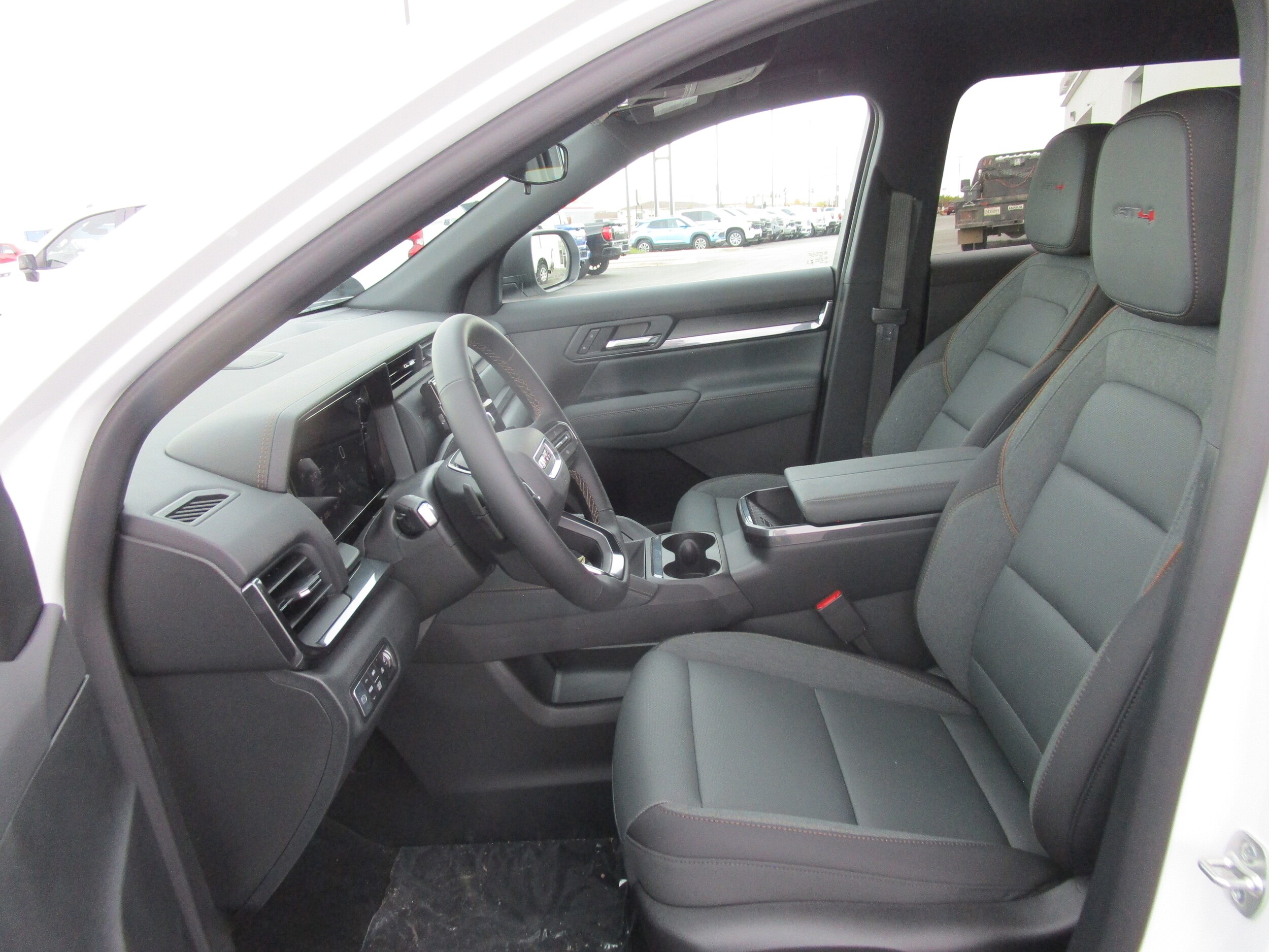 2026 Gmc Terrain AT4 photo 4