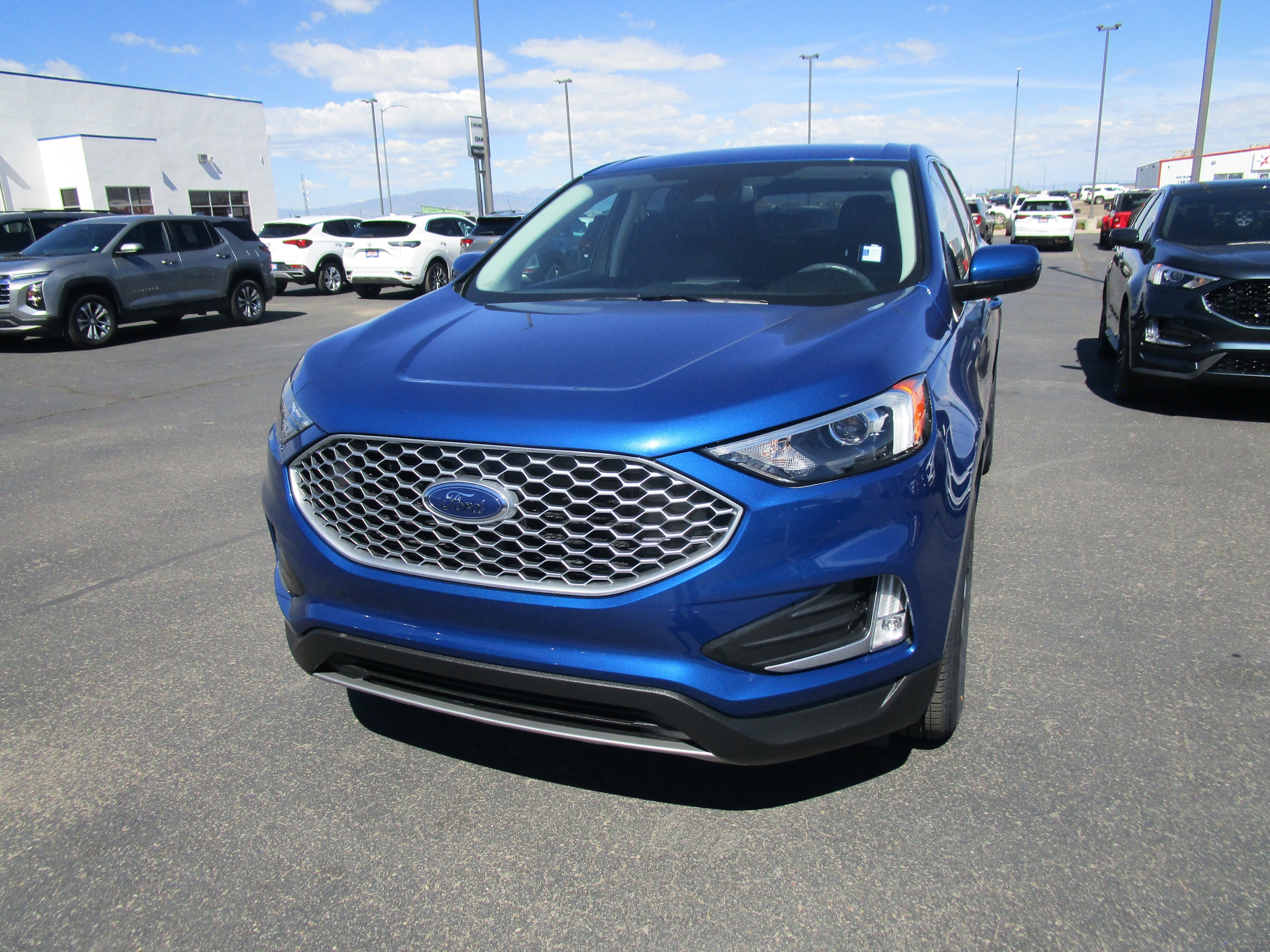 2023 Ford Edge SEL AWD's photo