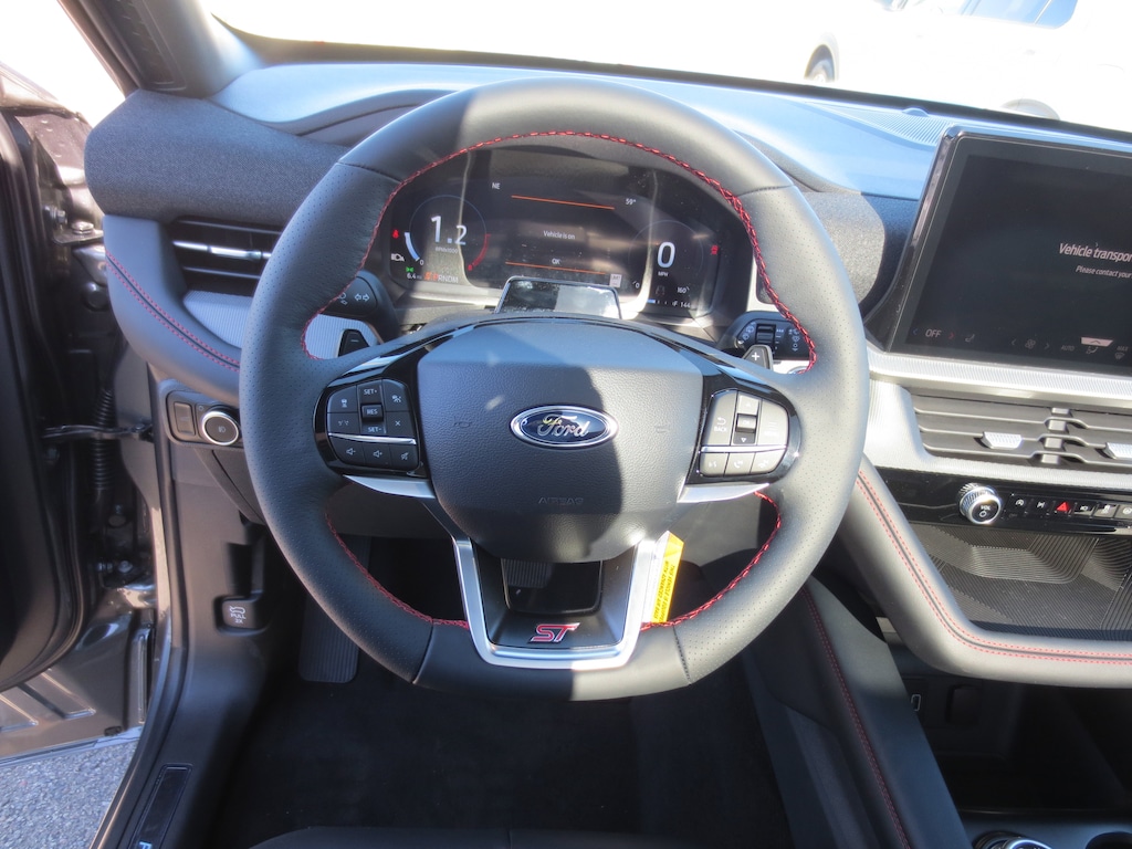 2026 Ford Explorer ST photo 4