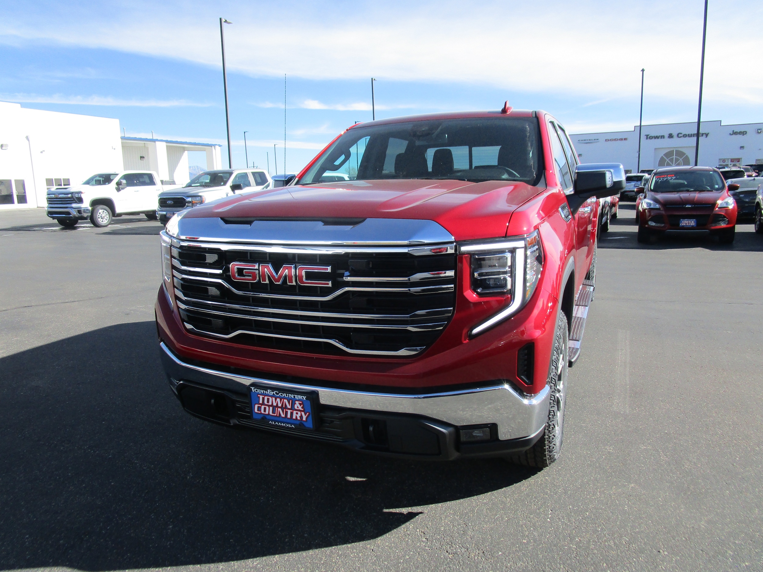 2026 GMC Sierra 1500 SLT's photo