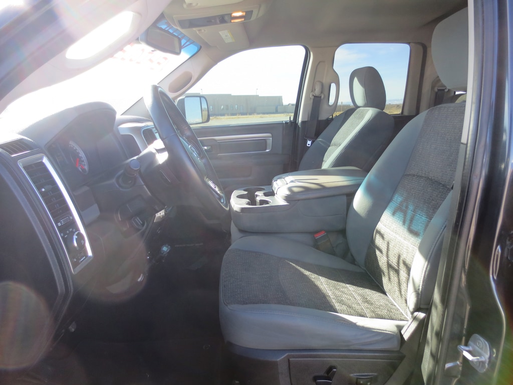 2014 Ram 1500 Big Horn photo 3