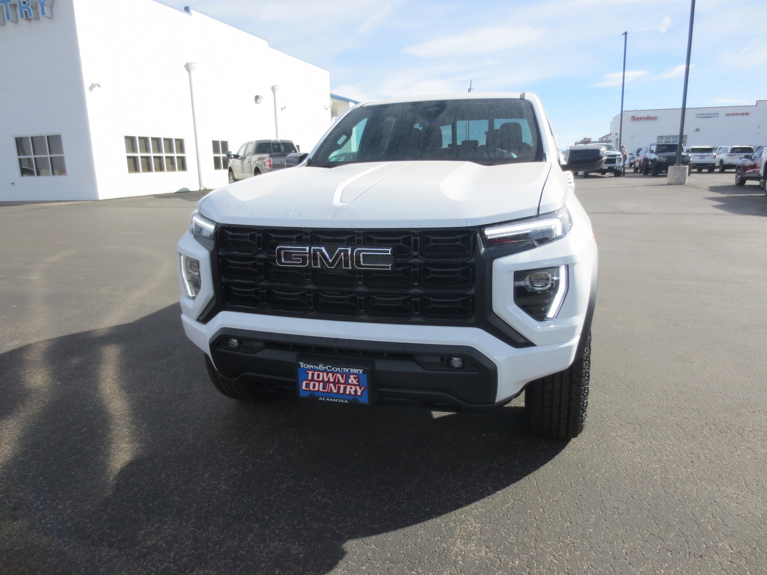 2026 GMC Canyon Elevation's photo