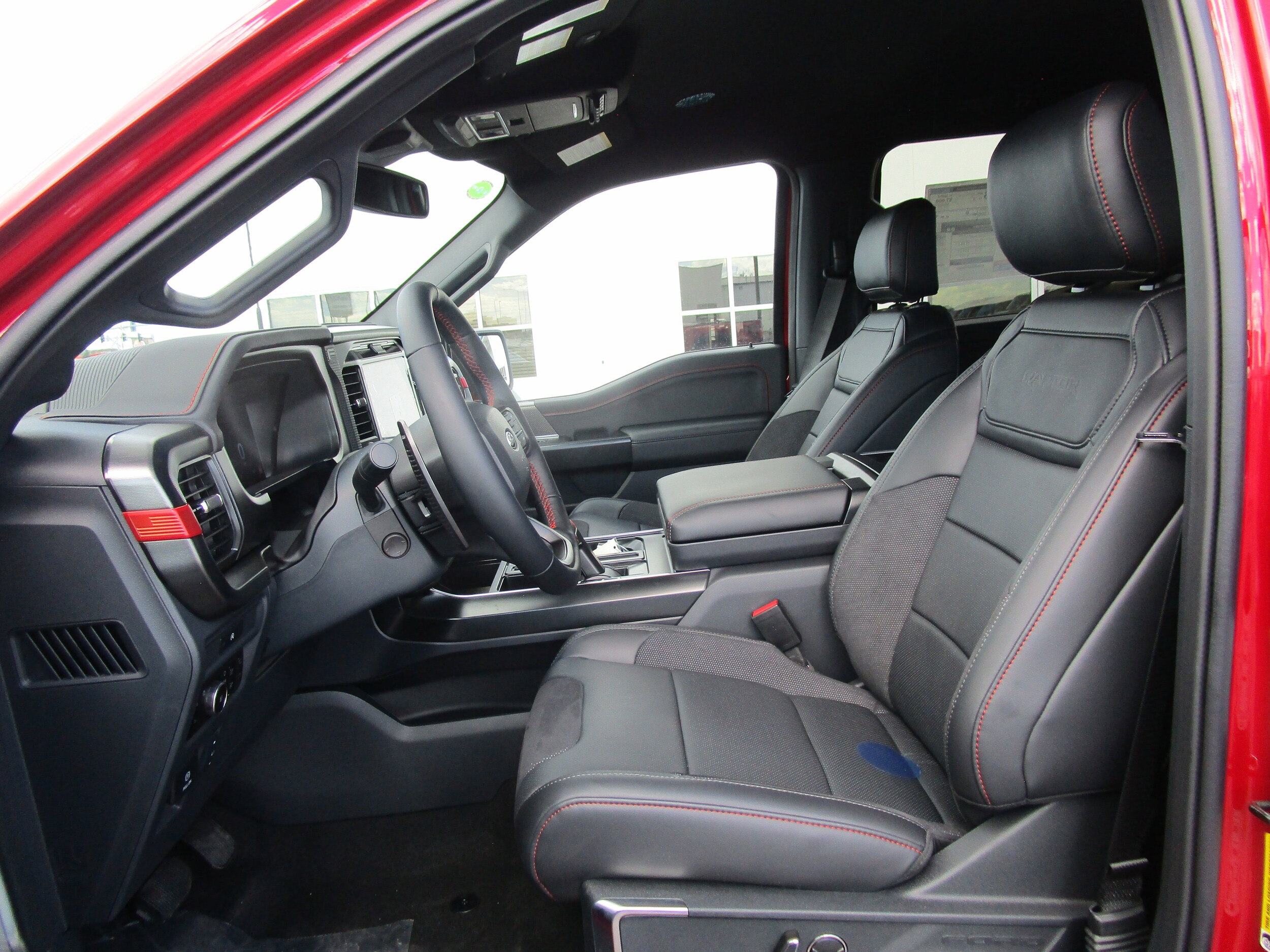 2025 Ford F-150 Raptor photo 4