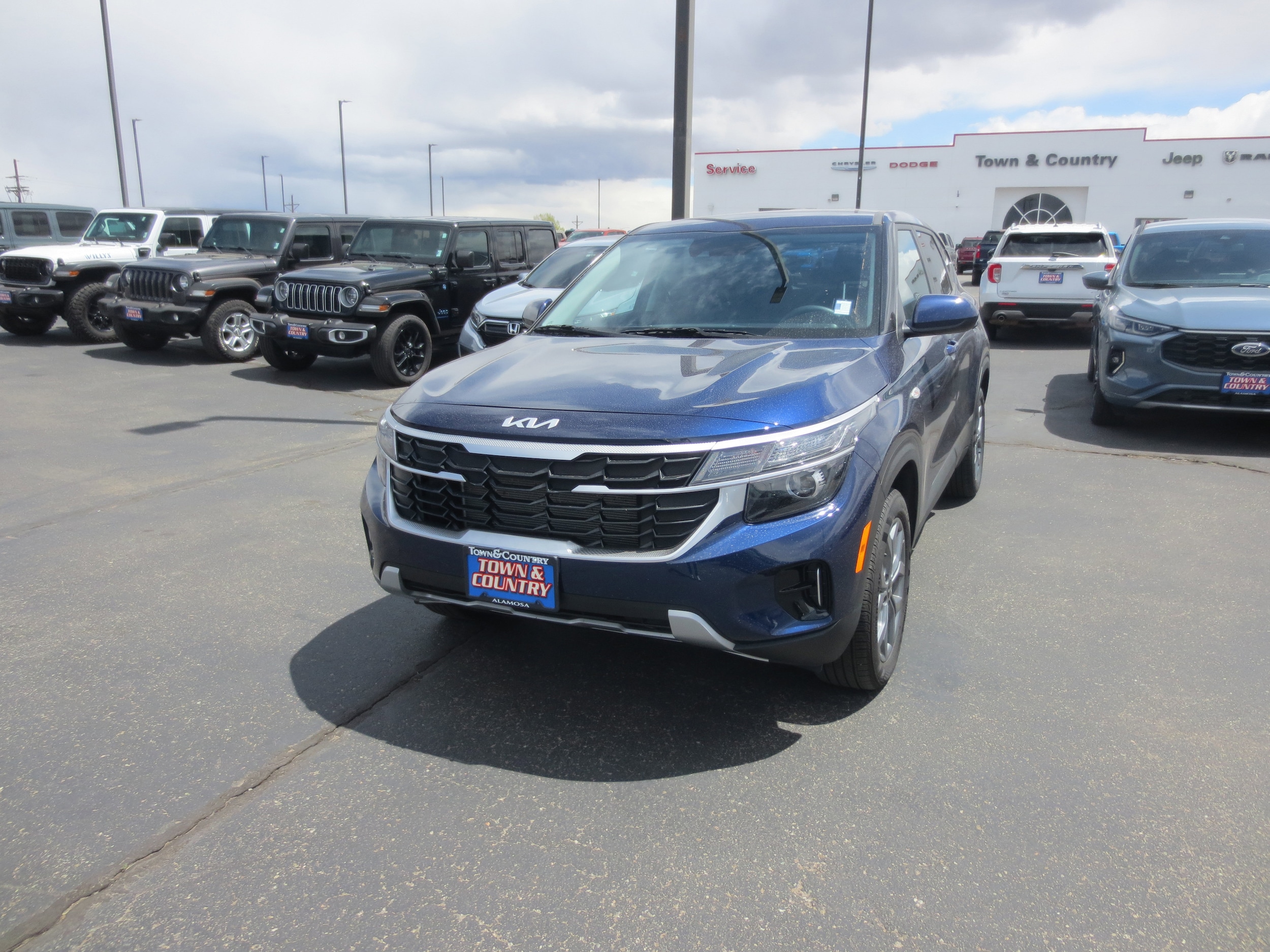 2026 Kia Seltos 2.0 LX AWD's photo