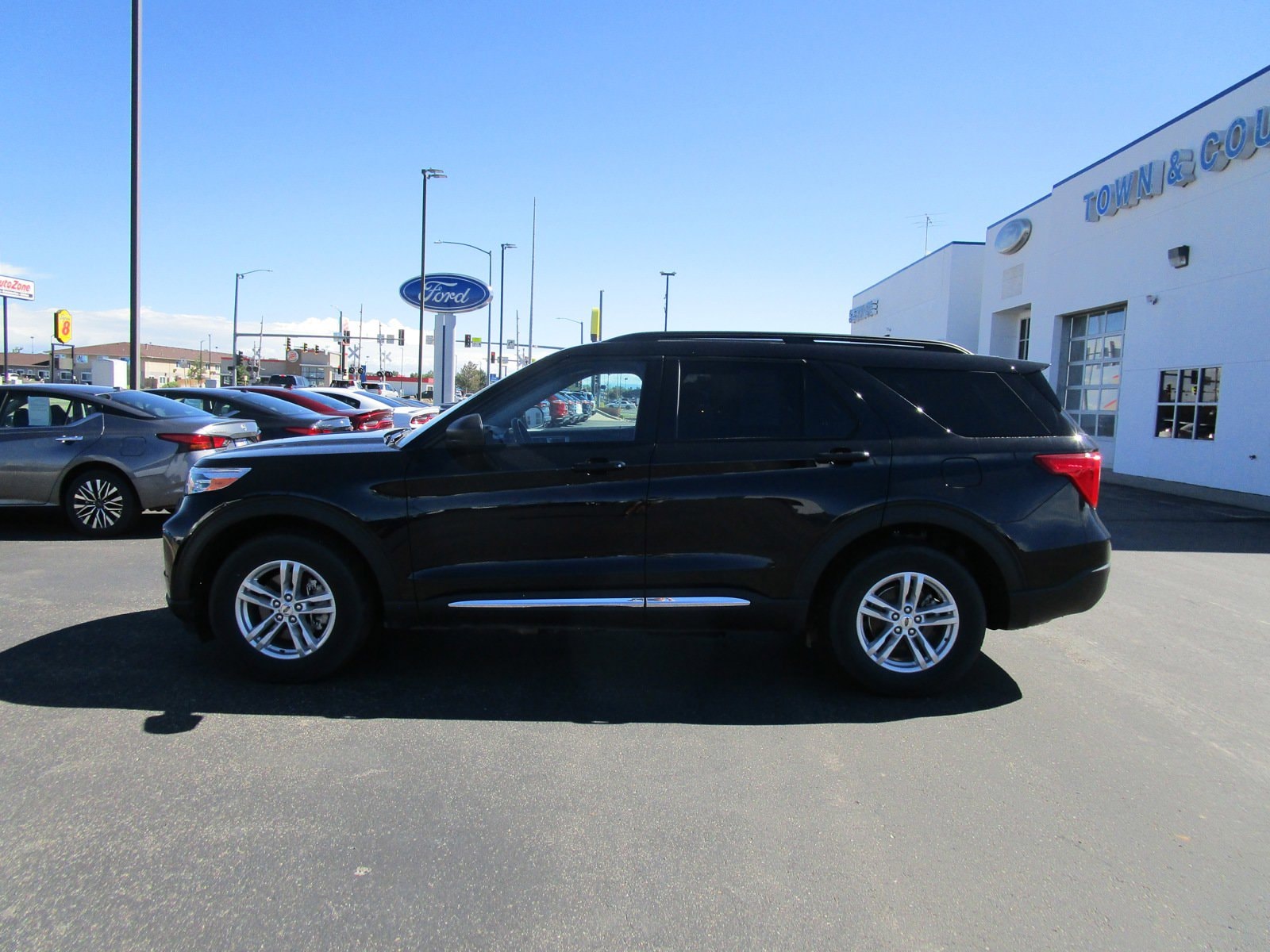 Used 2023 Ford Explorer XLT with VIN 1FMSK8DH0PGB70664 for sale in Alamosa, CO