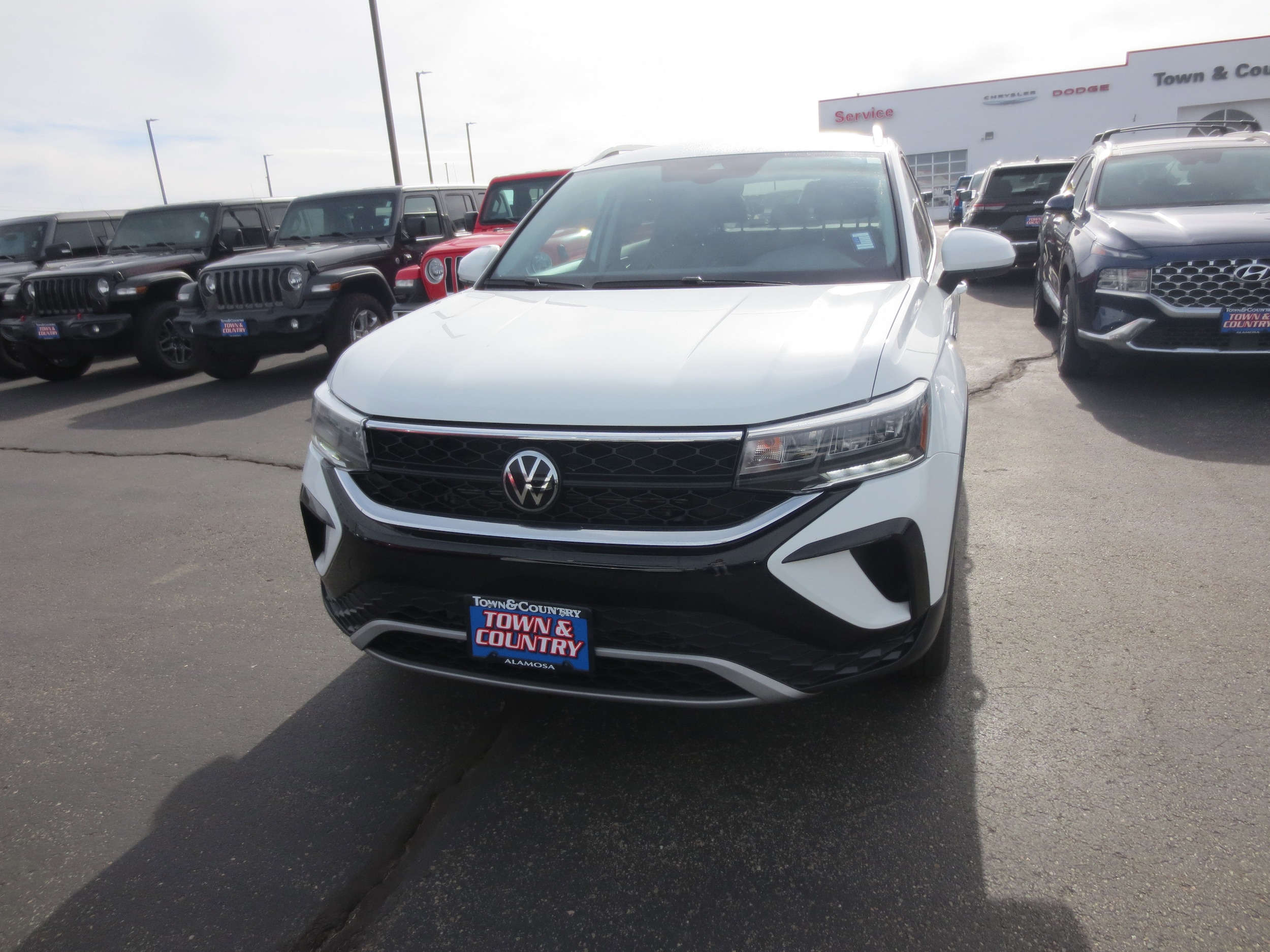 2024 Volkswagen Taos