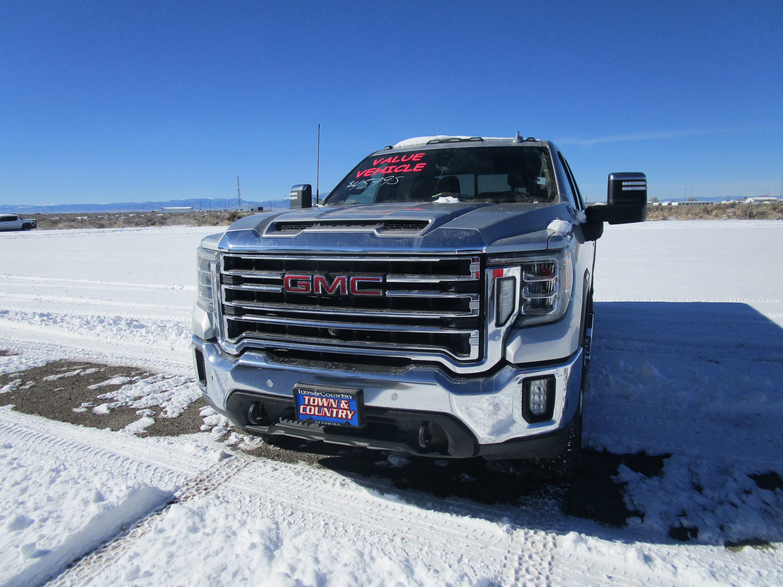 2020 GMC Sierra SLT's photo