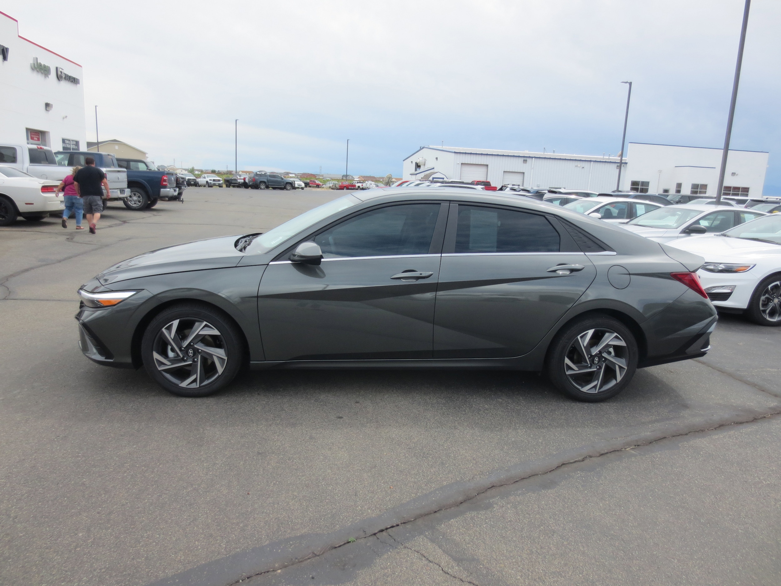 Used 2024 Hyundai Elantra SEL with VIN KMHLS4DGXRU691335 for sale in Alamosa, CO