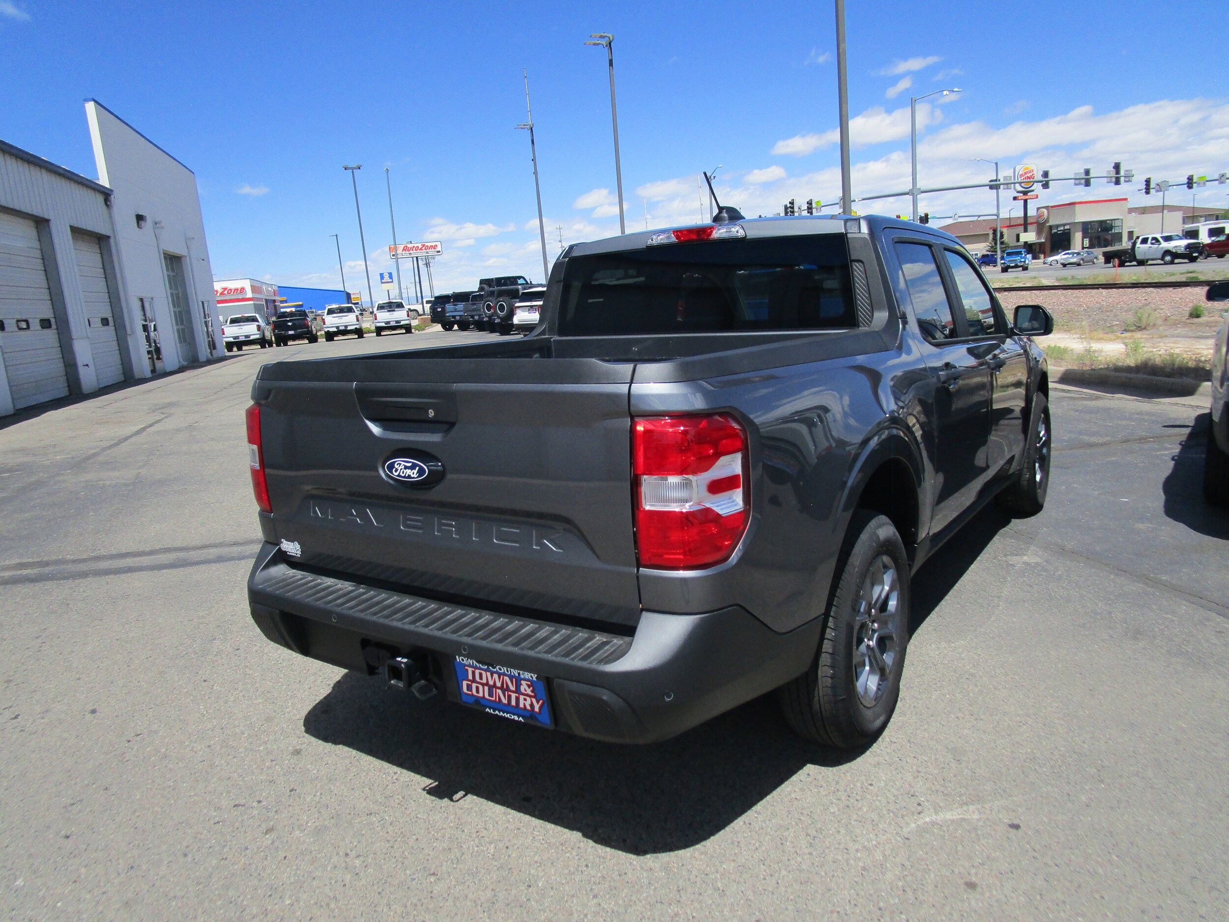 2025 Ford Maverick XLT photo 3