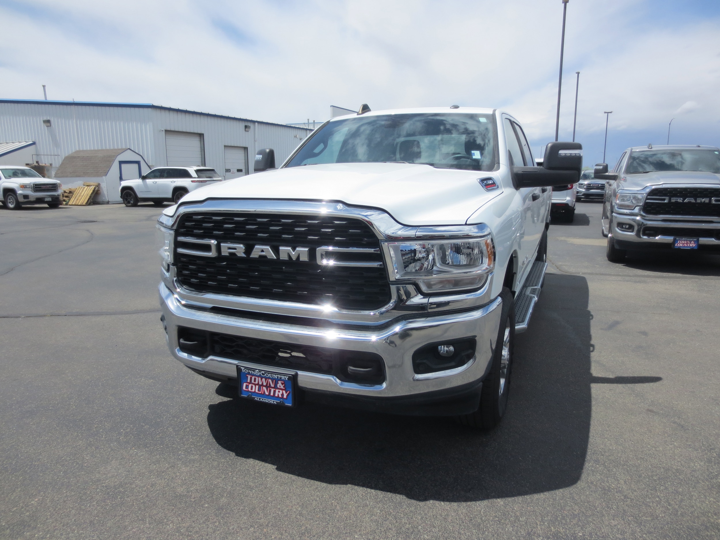 2024 RAM 2500 Big Horn 4X4 Crew Cab SWB's photo