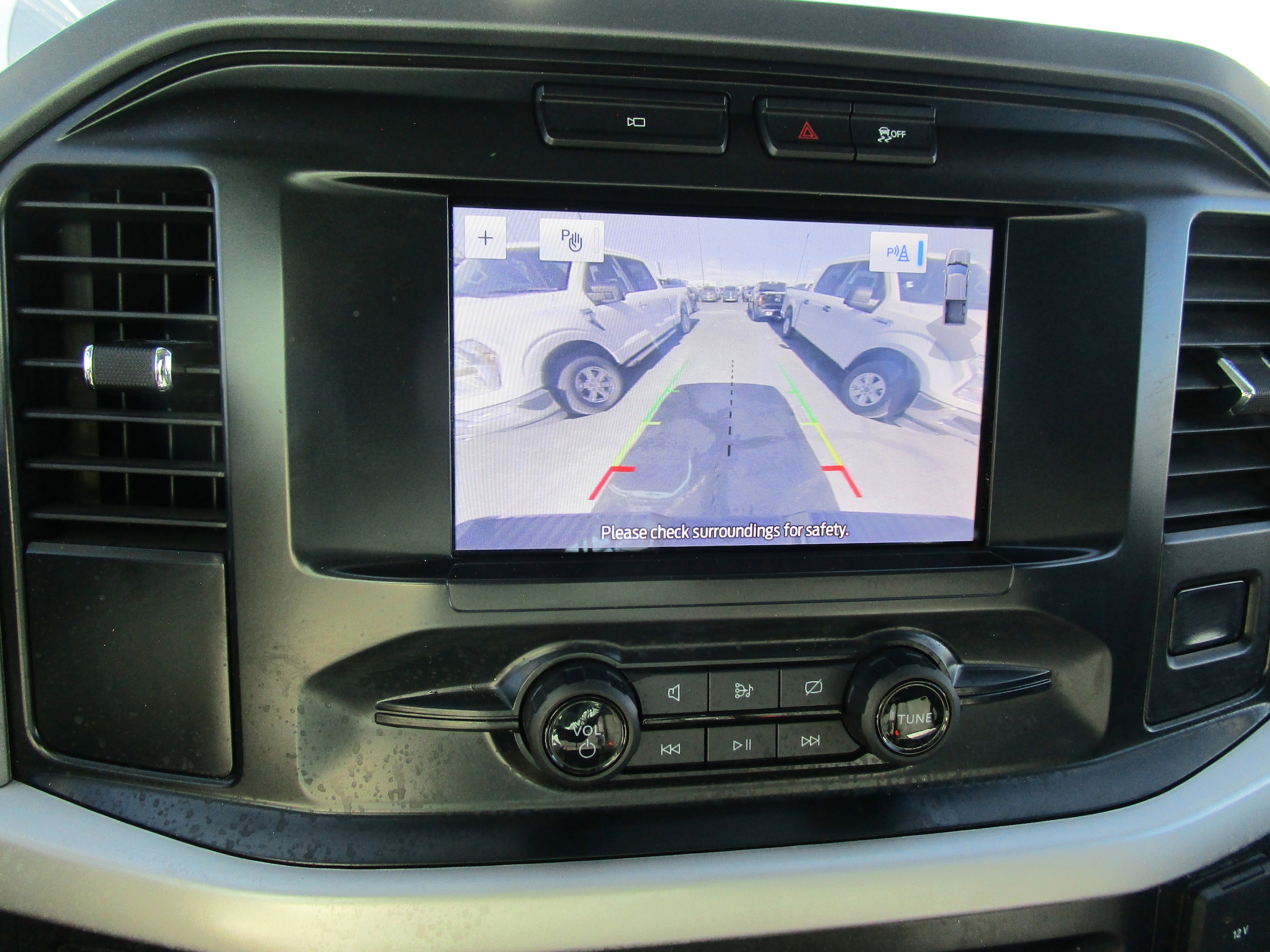 2023 Ford F-150 XLT - Photo 13