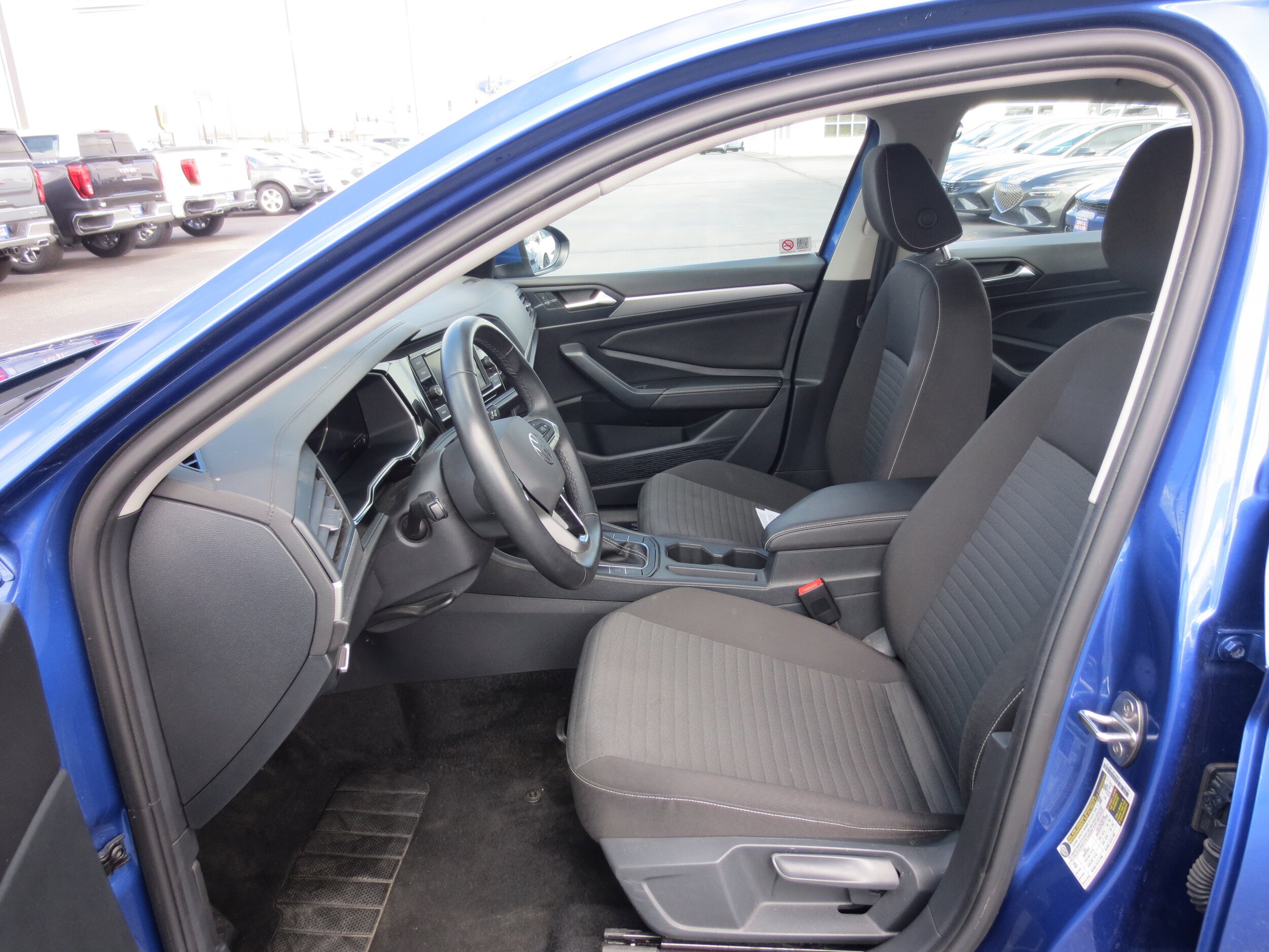 2024 Volkswagen Jetta S photo 4