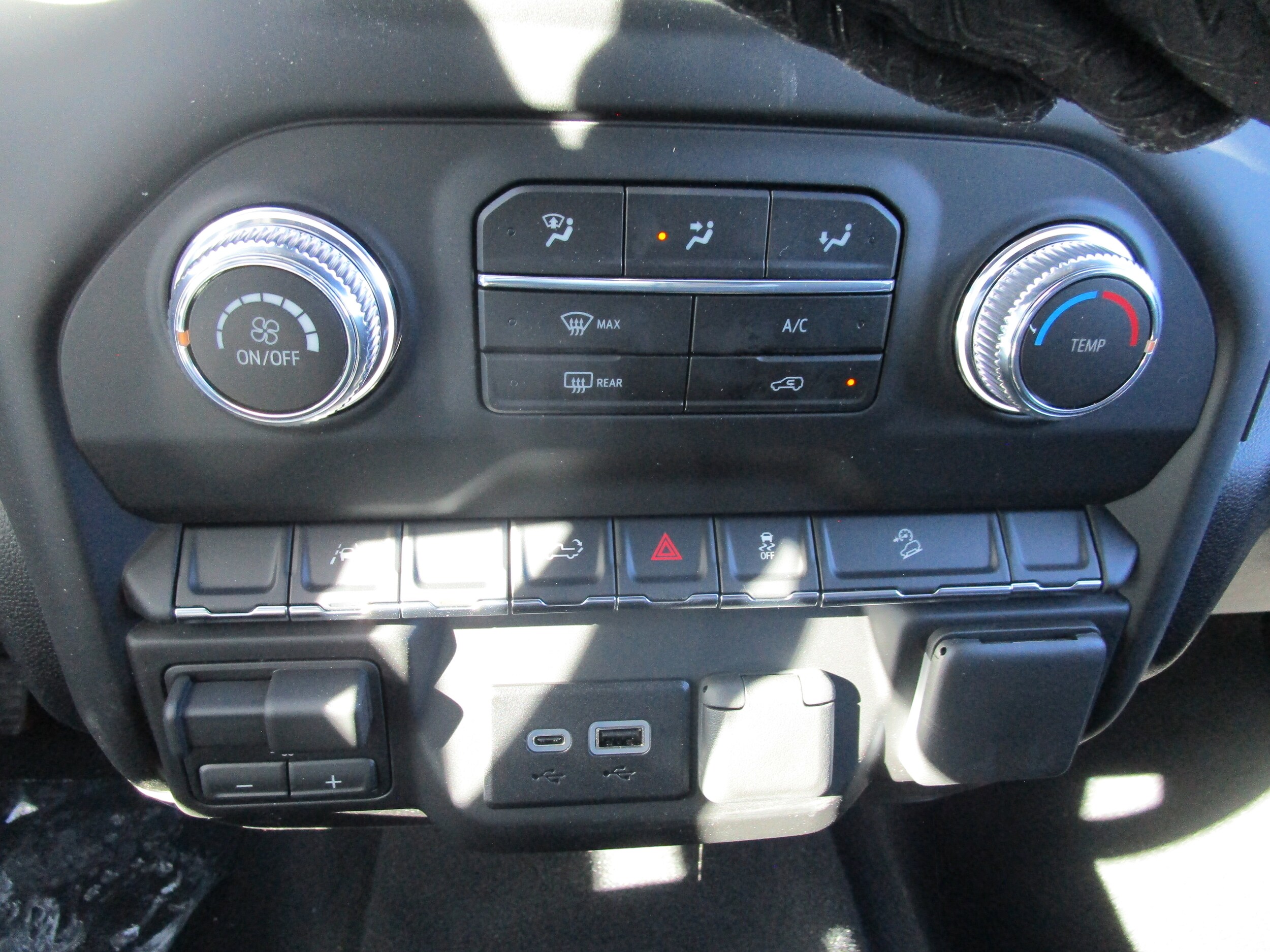 2026 GMC Sierra 1500 Pro - Photo 11