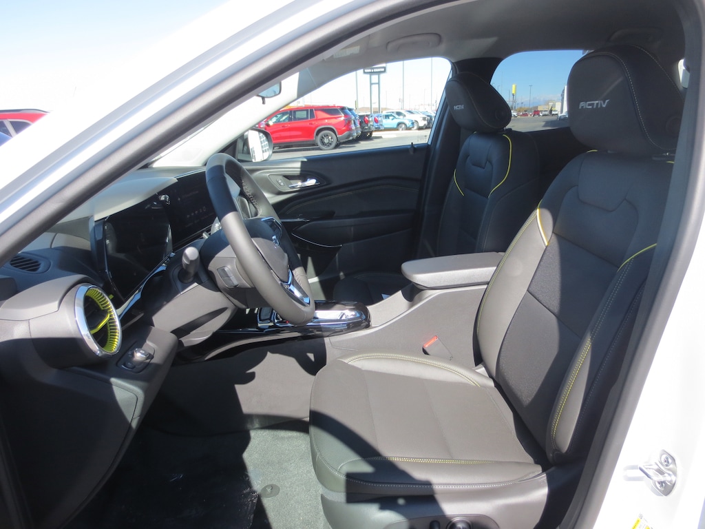 New 2026 Chevrolet Trax ACTIV SUV