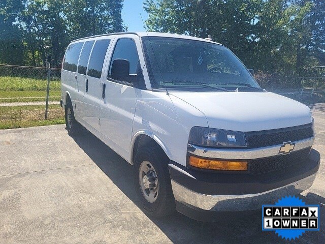 Used 2017 Chevrolet Express Passenger LS with VIN 1GAWGFFG8H1191842 for sale in Whiteville, NC