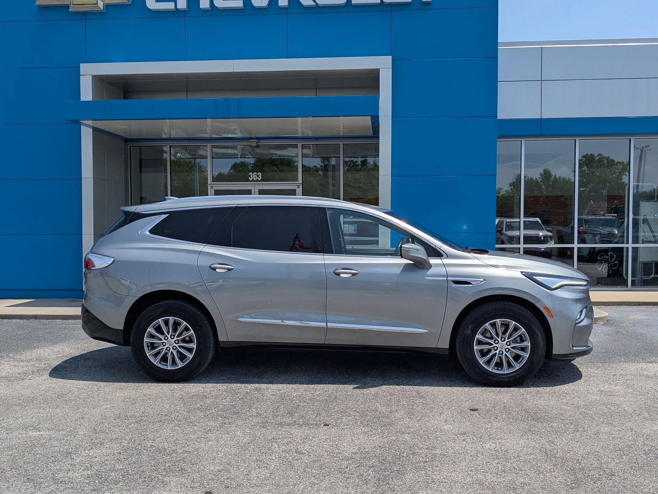 Used 2024 Buick Enclave Premium with VIN 5GAERCKW4RJ116843 for sale in Whiteville, NC
